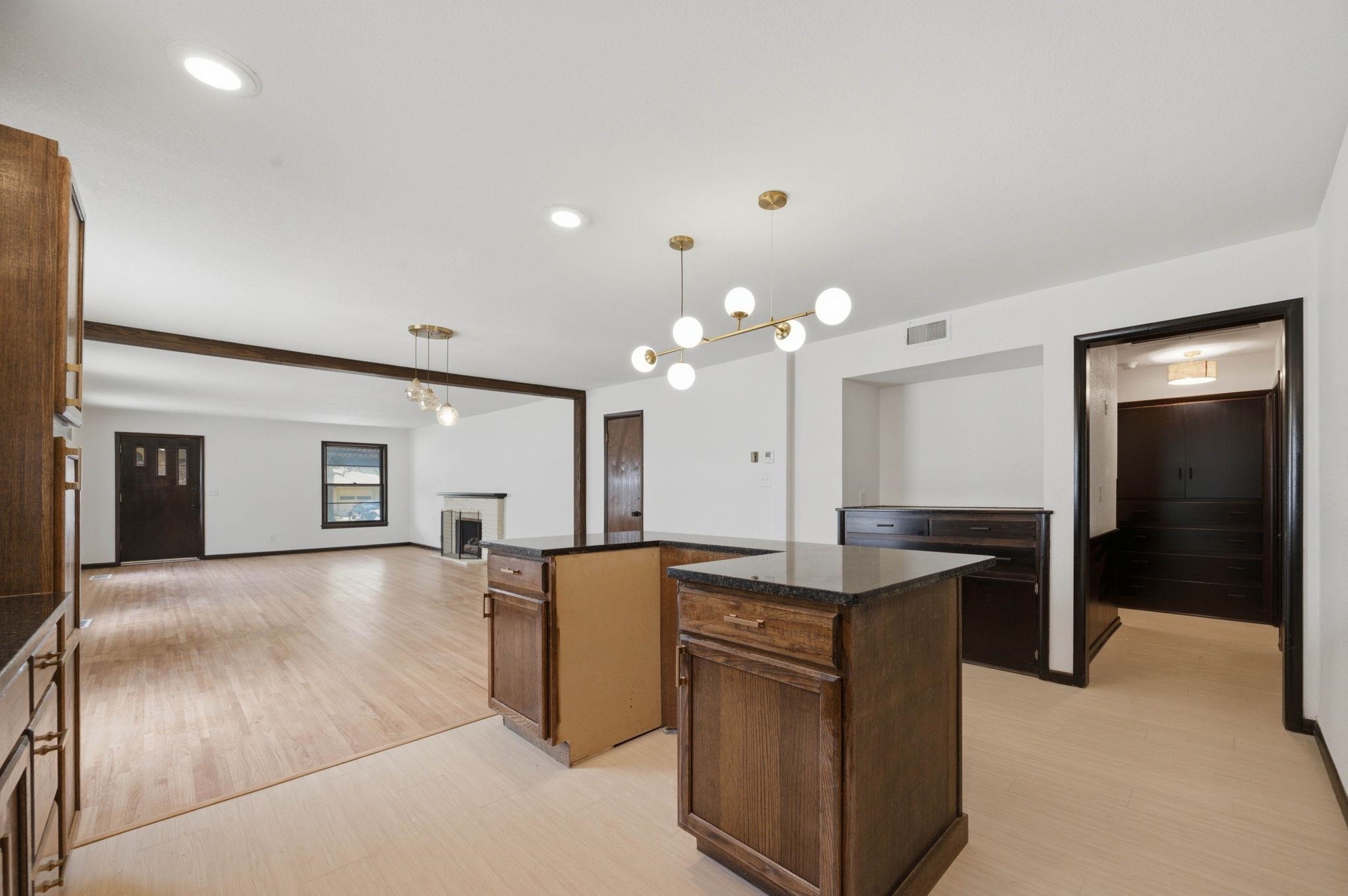 1502 Kenmar St Property Photo 15