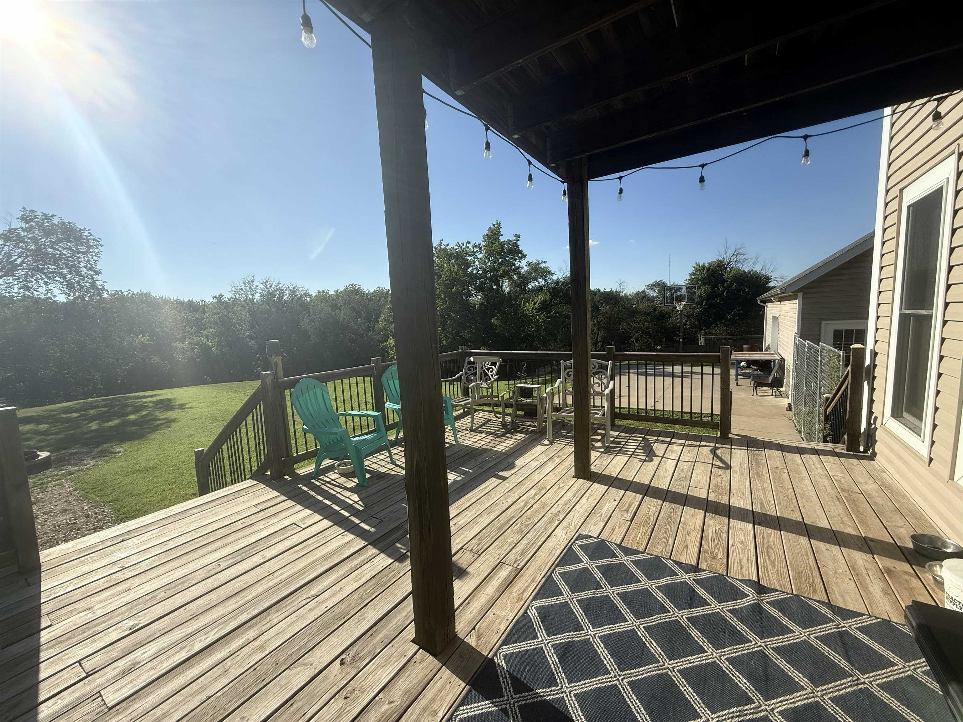 719 N Ottawa Property Photo 31