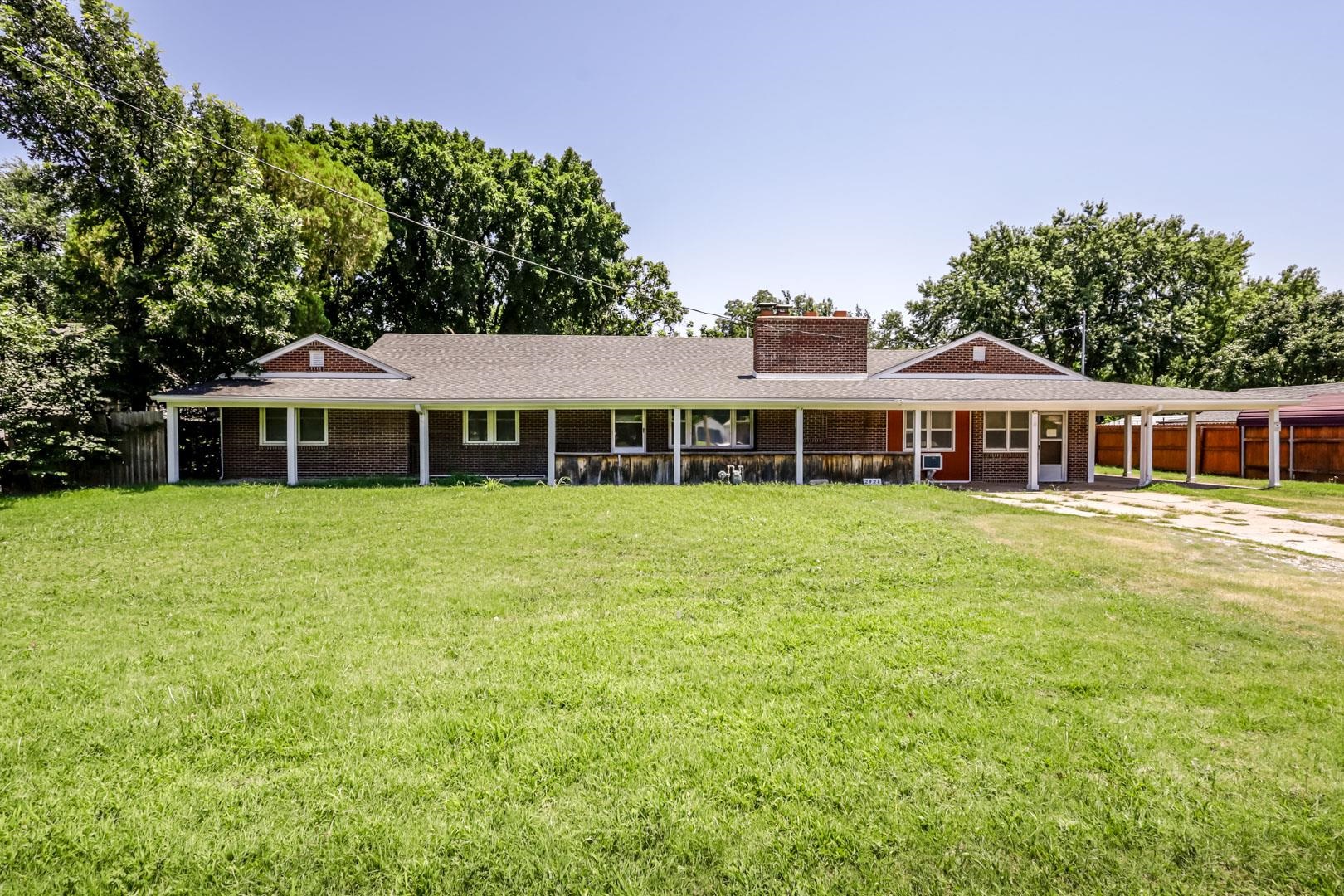 2928 N Amidon Property Photo 1