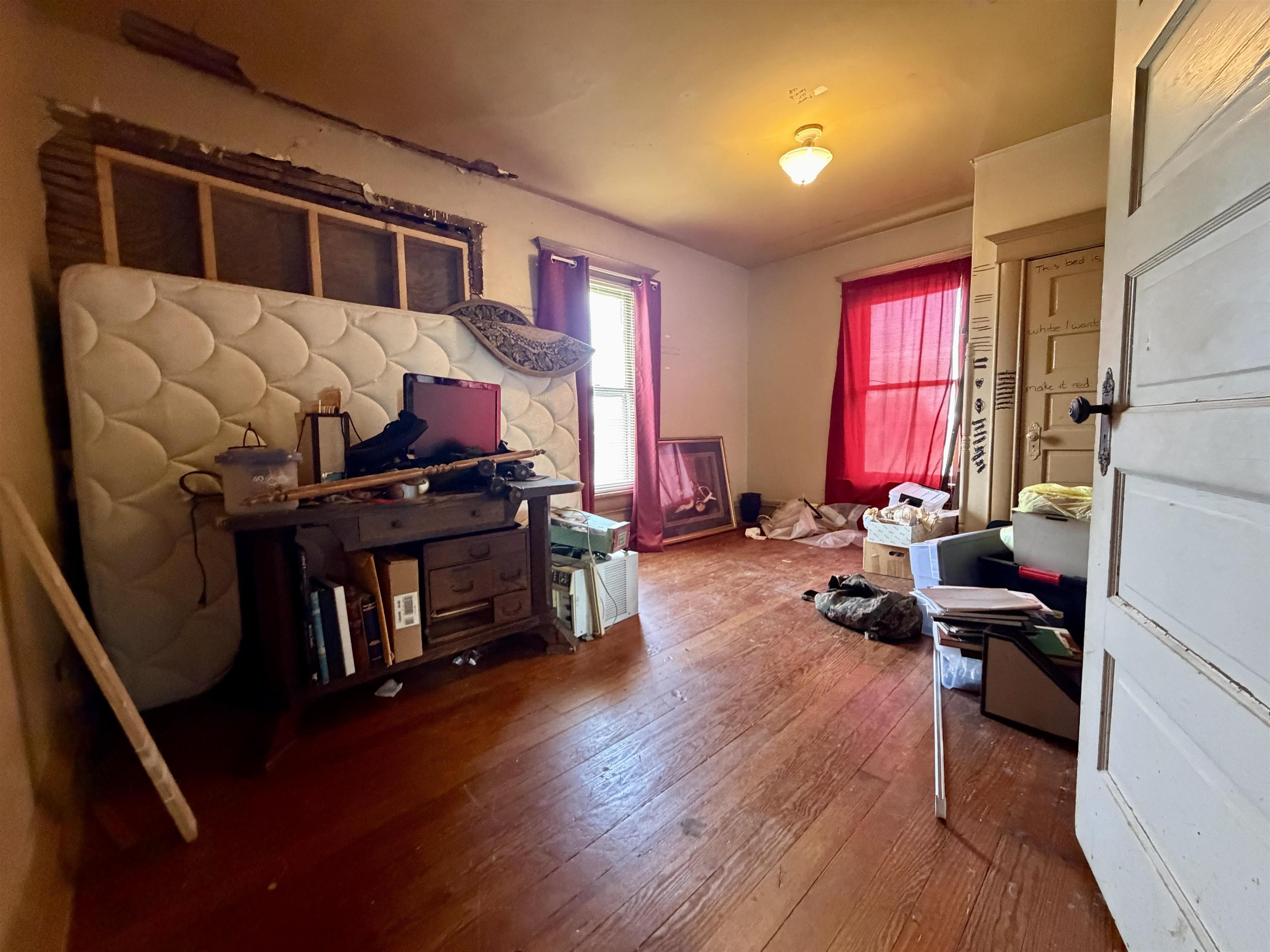 320 N Maple Property Photo 14