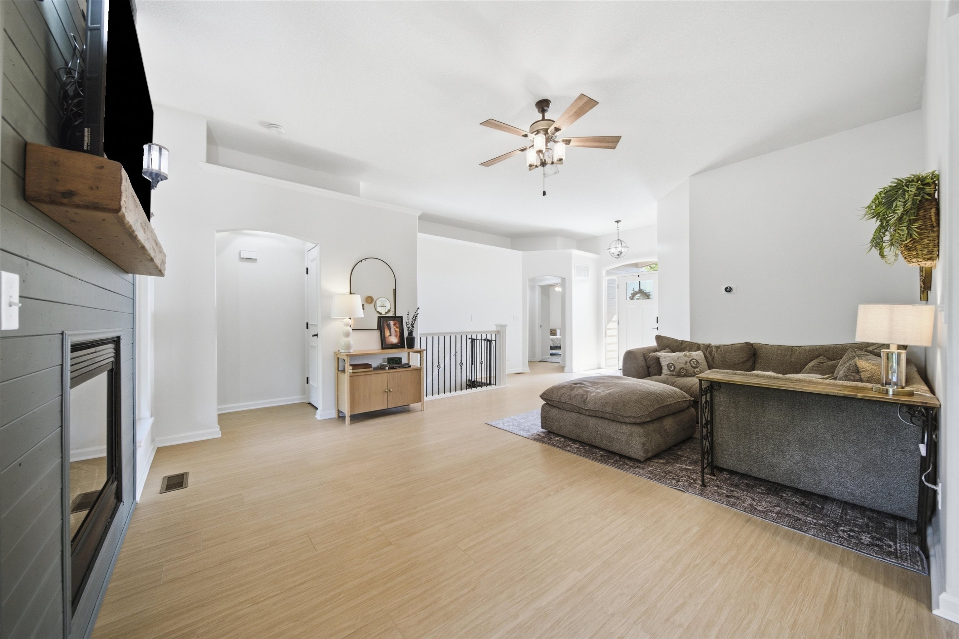 8018 W Palmetto Property Photo 3