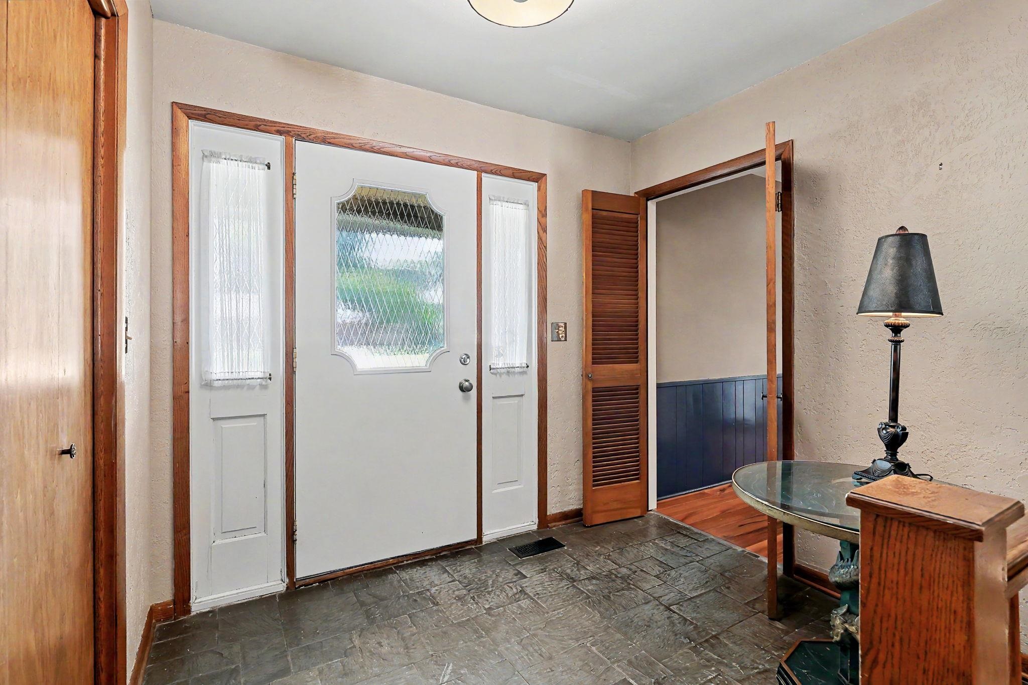 7810 E Pagent Ln Property Photo 4