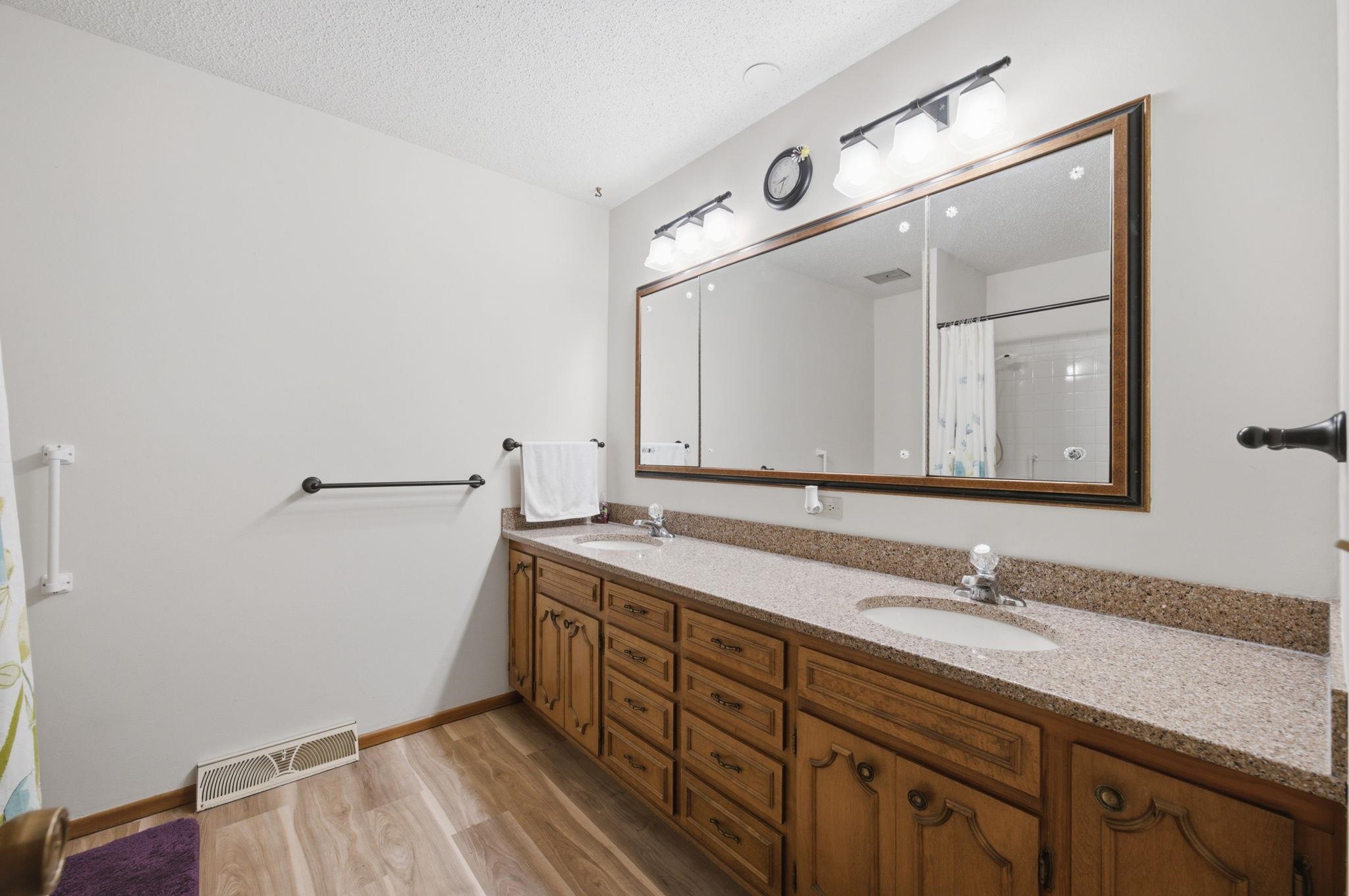 1135 N Patrick Henry St Property Photo 17