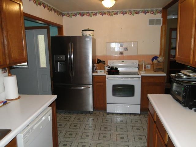 408 E Jones St. Property Photo 14