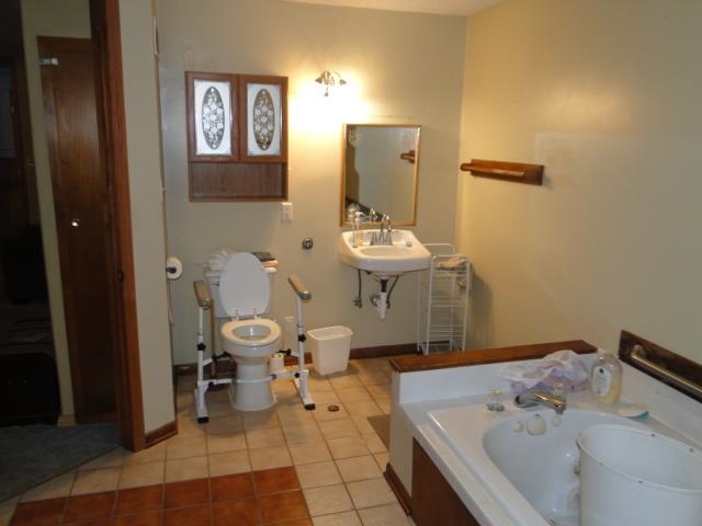 408 E Jones St. Property Photo 17