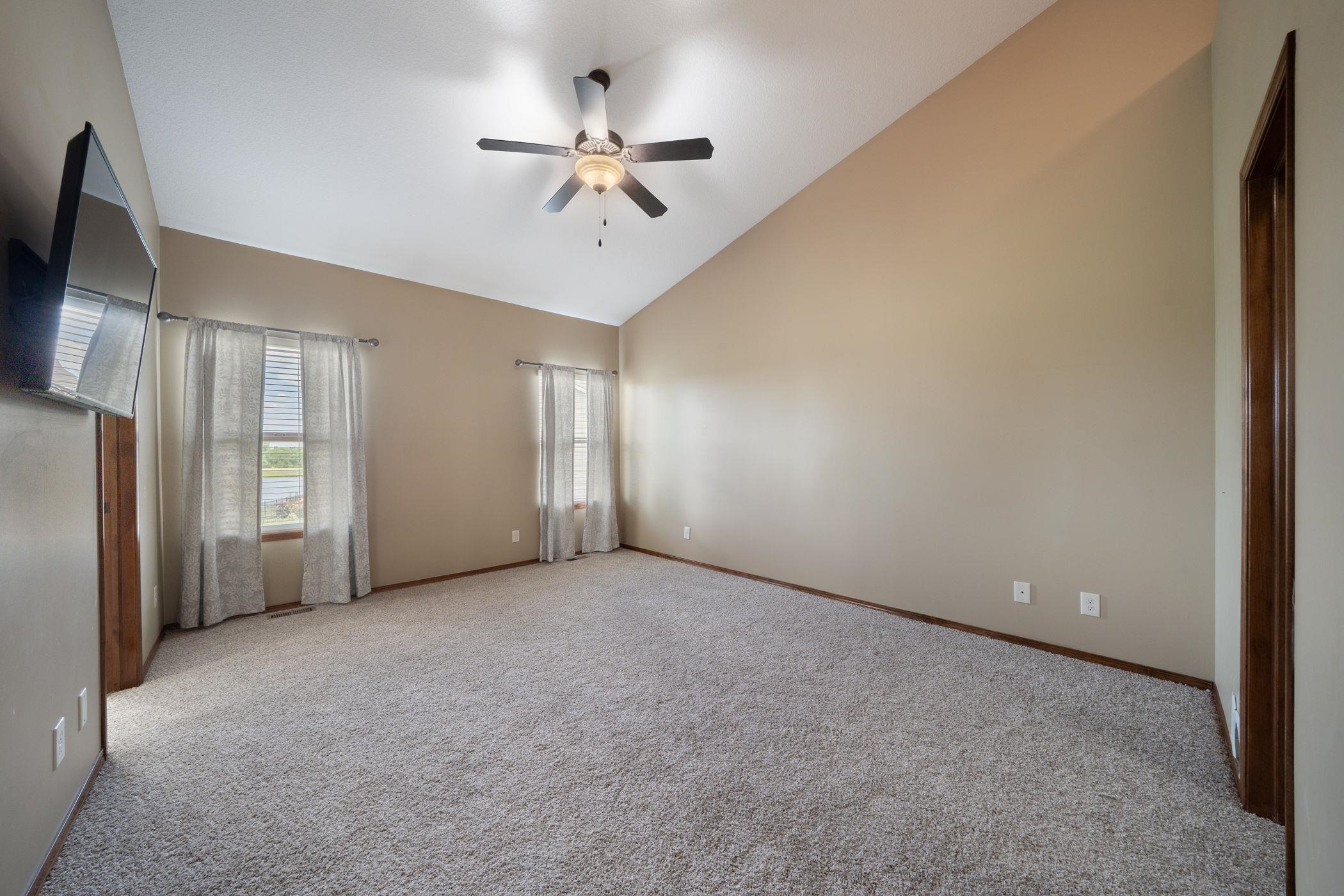 1245 N Countrywalk St Property Photo 21