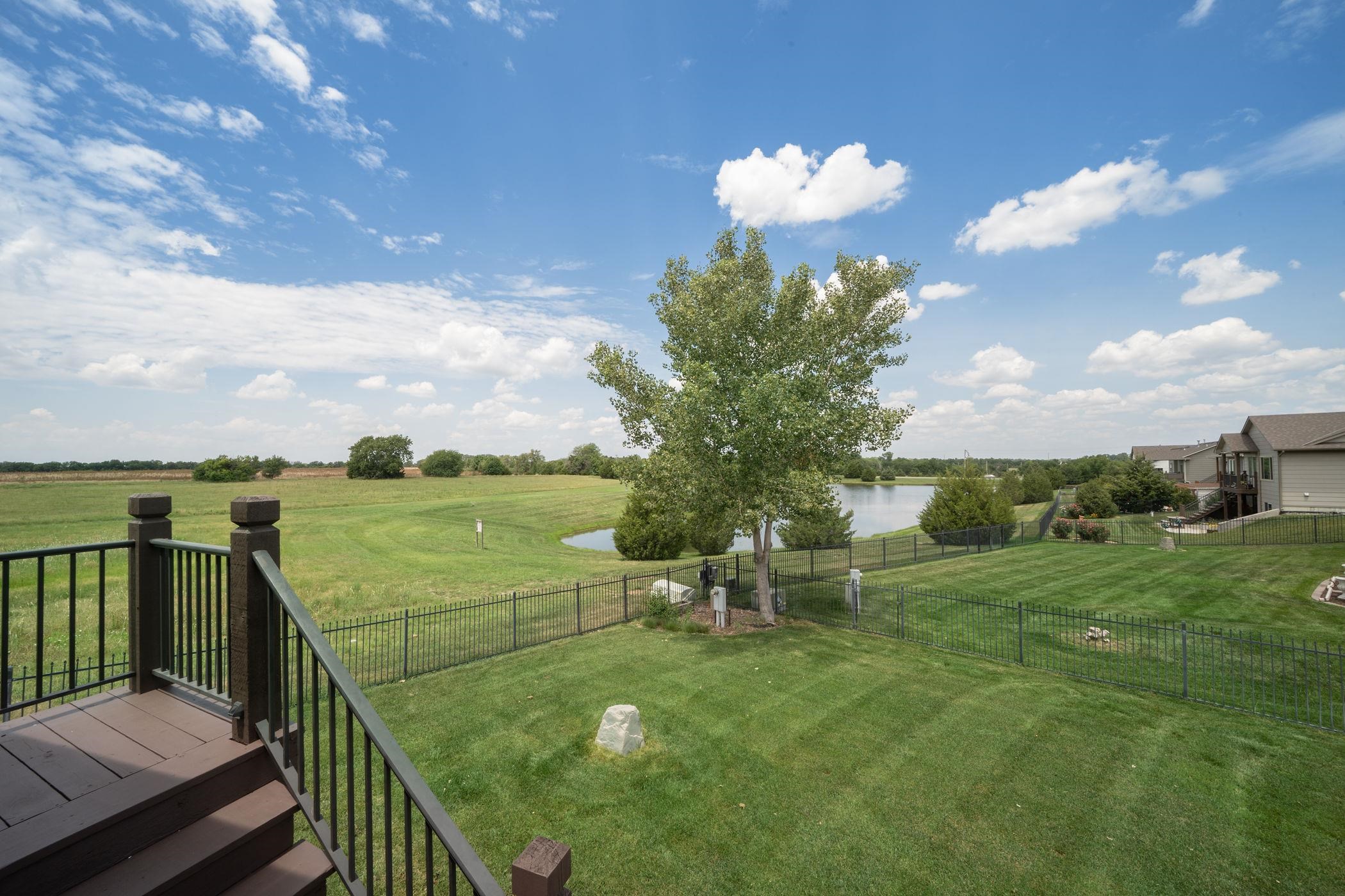 1245 N Countrywalk St Property Photo 33