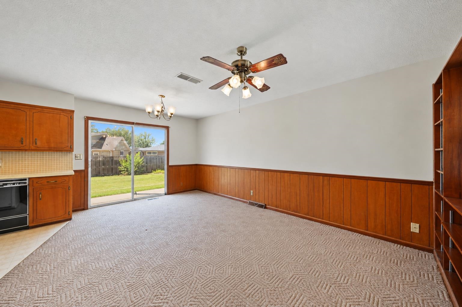2158 Kensington Rd Property Photo 7