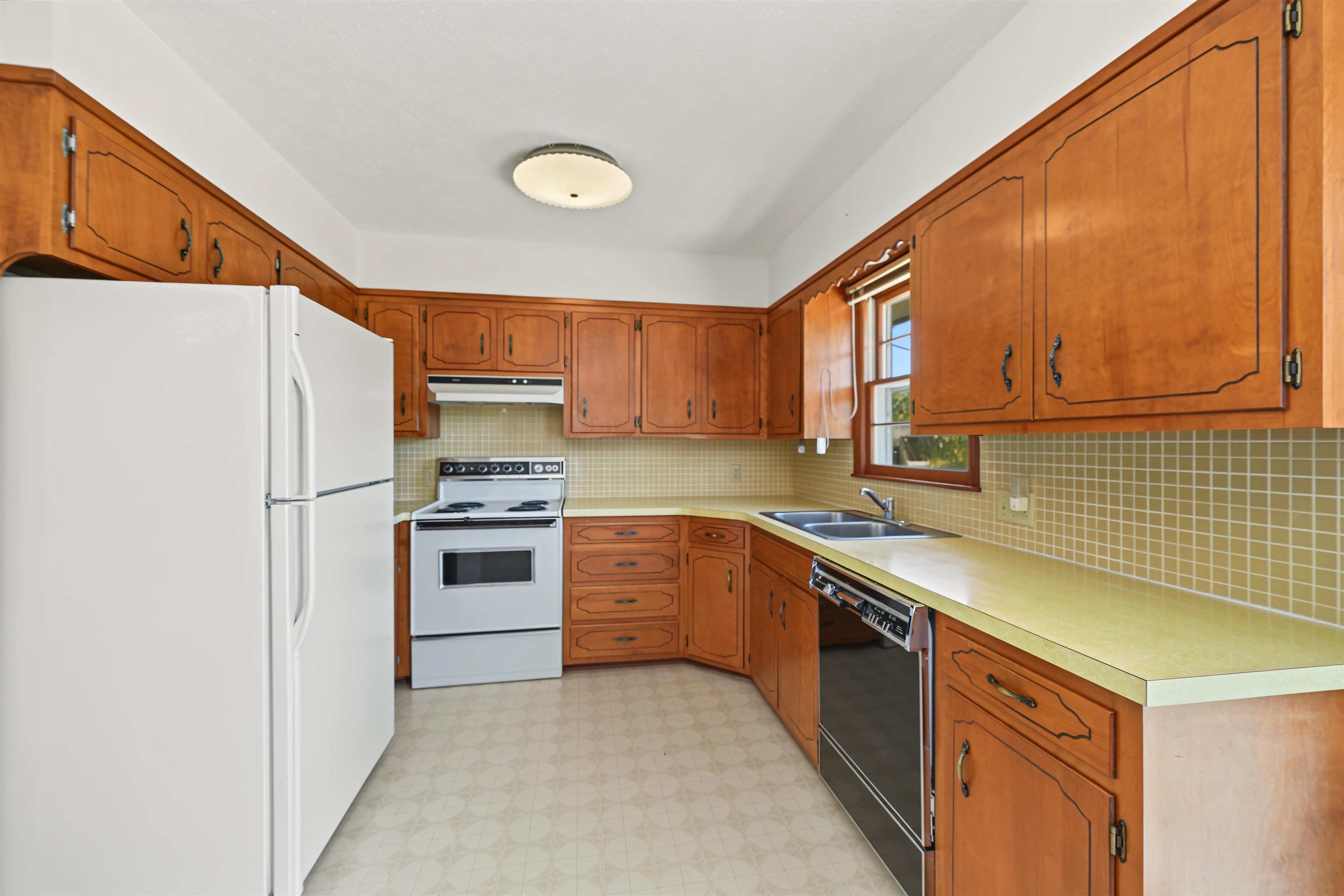 2158 Kensington Rd Property Photo 11