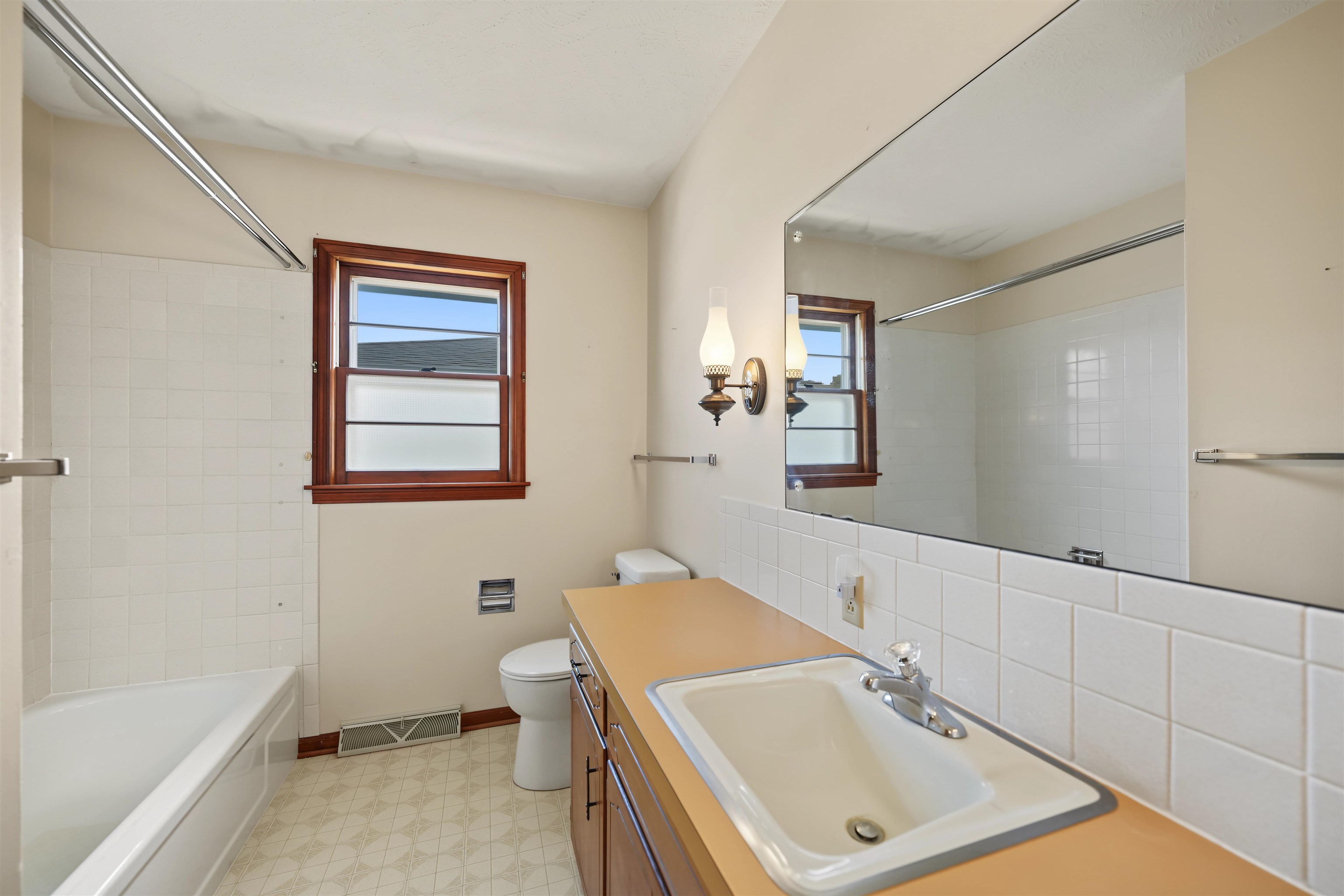 2158 Kensington Rd Property Photo 18