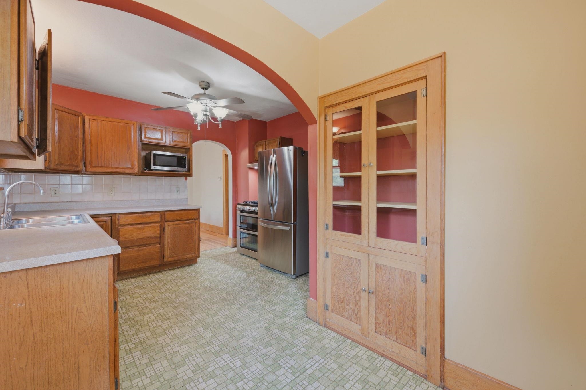 924 N Amidon Ave Property Photo 17
