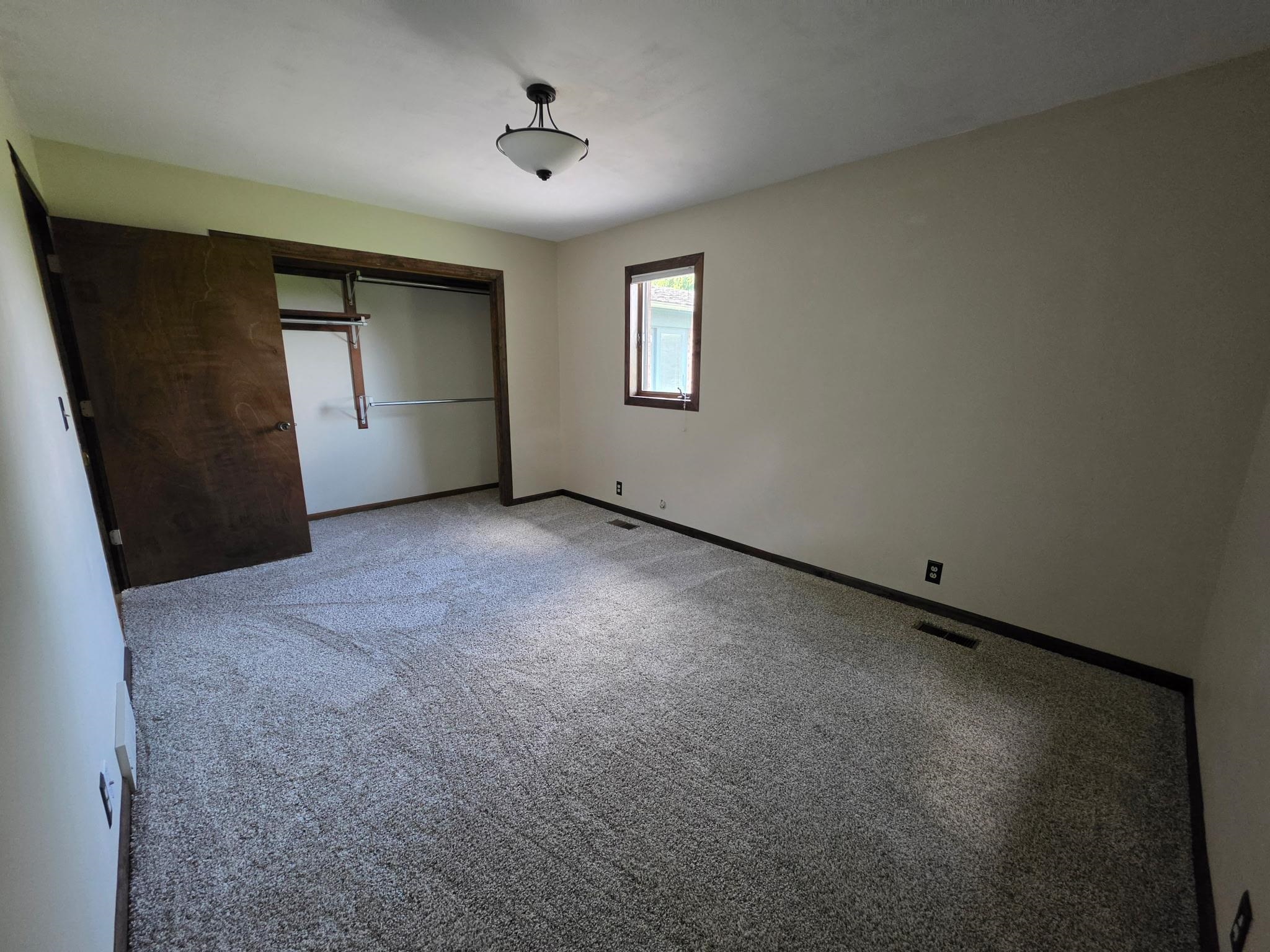 1009 Ruth Ann Dr Property Photo 12