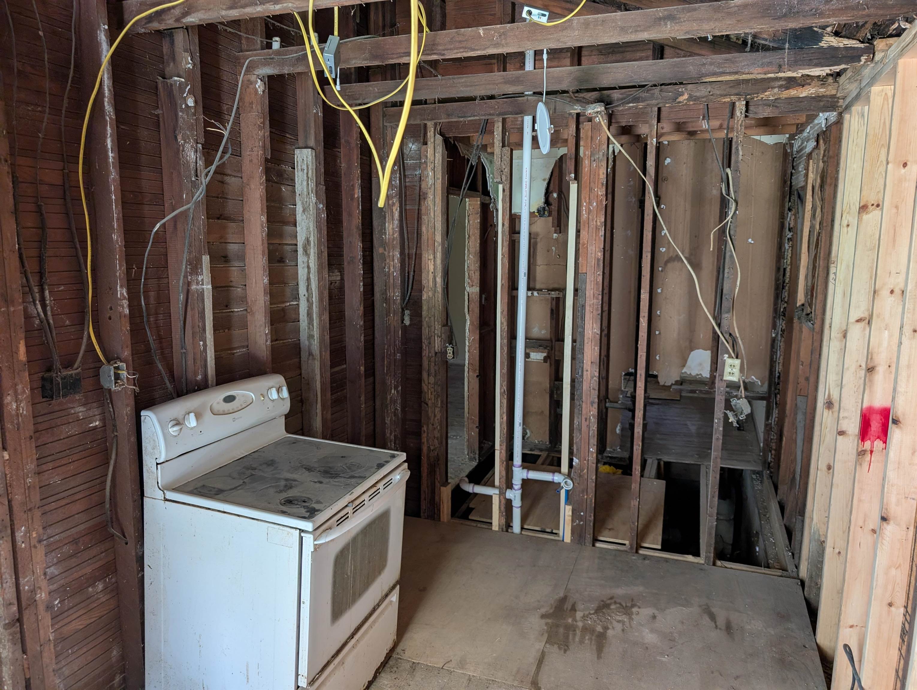 731 Bluff Property Photo 10