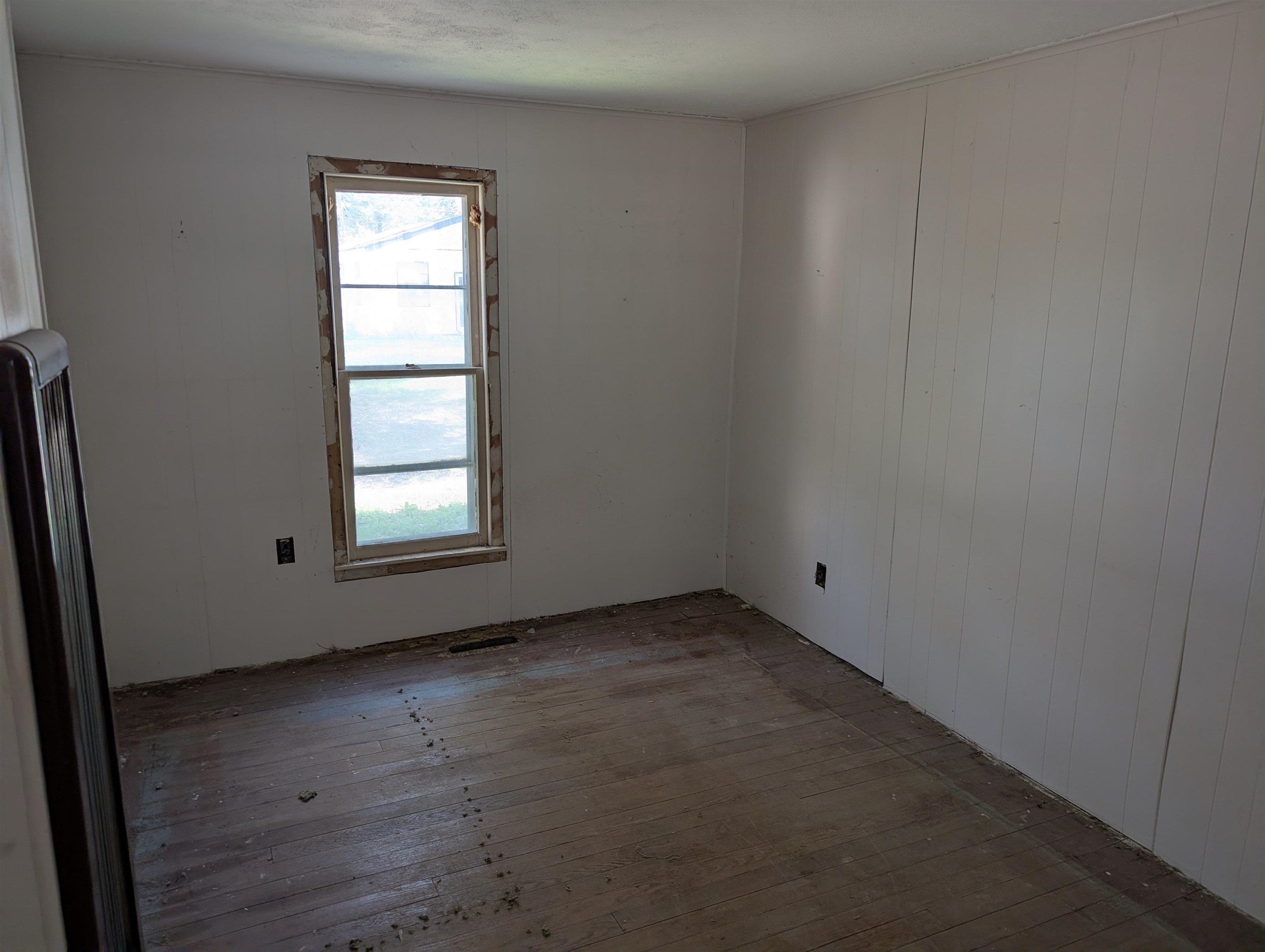 731 Bluff Property Photo 12
