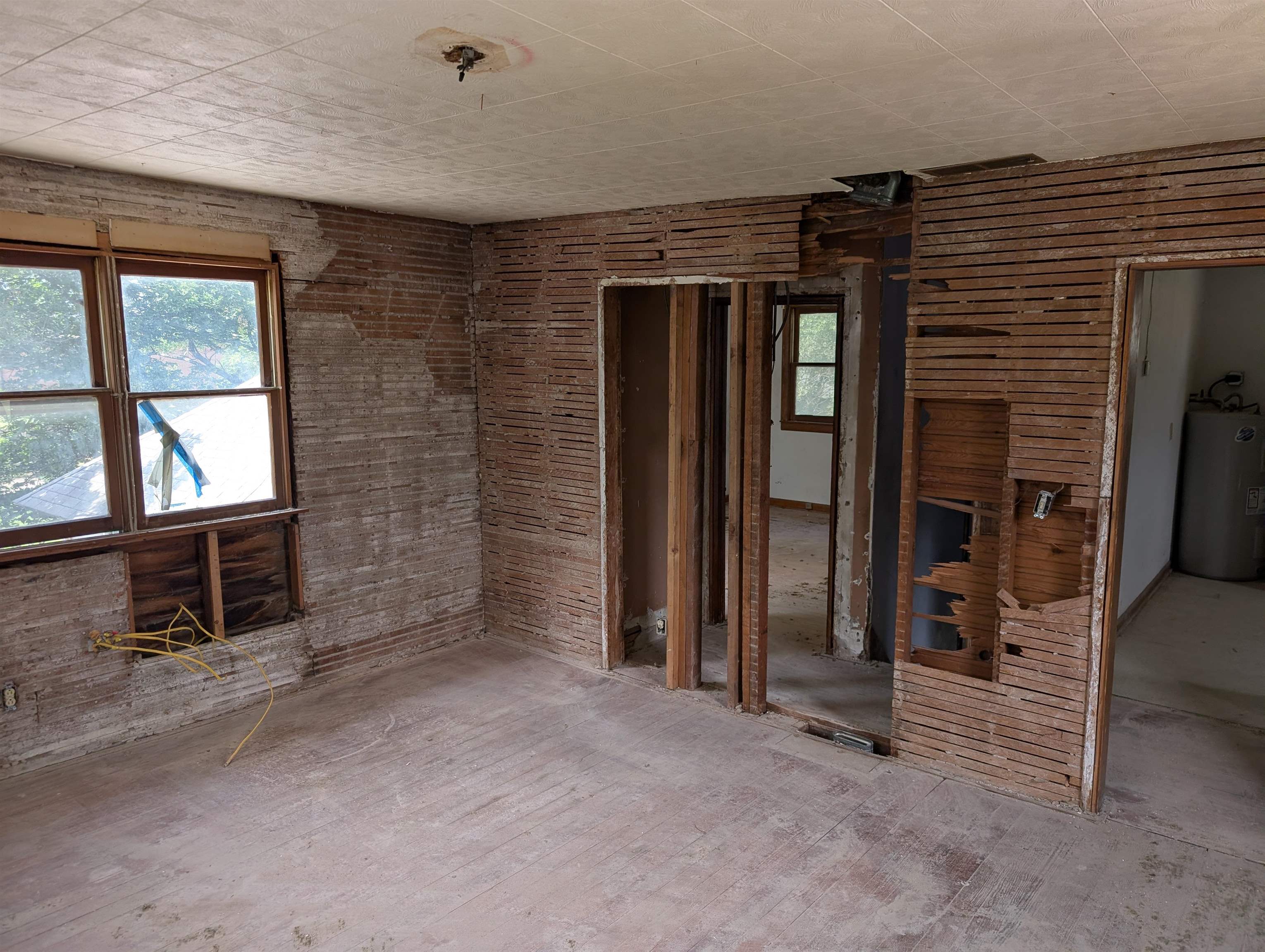 731 Bluff Property Photo 15