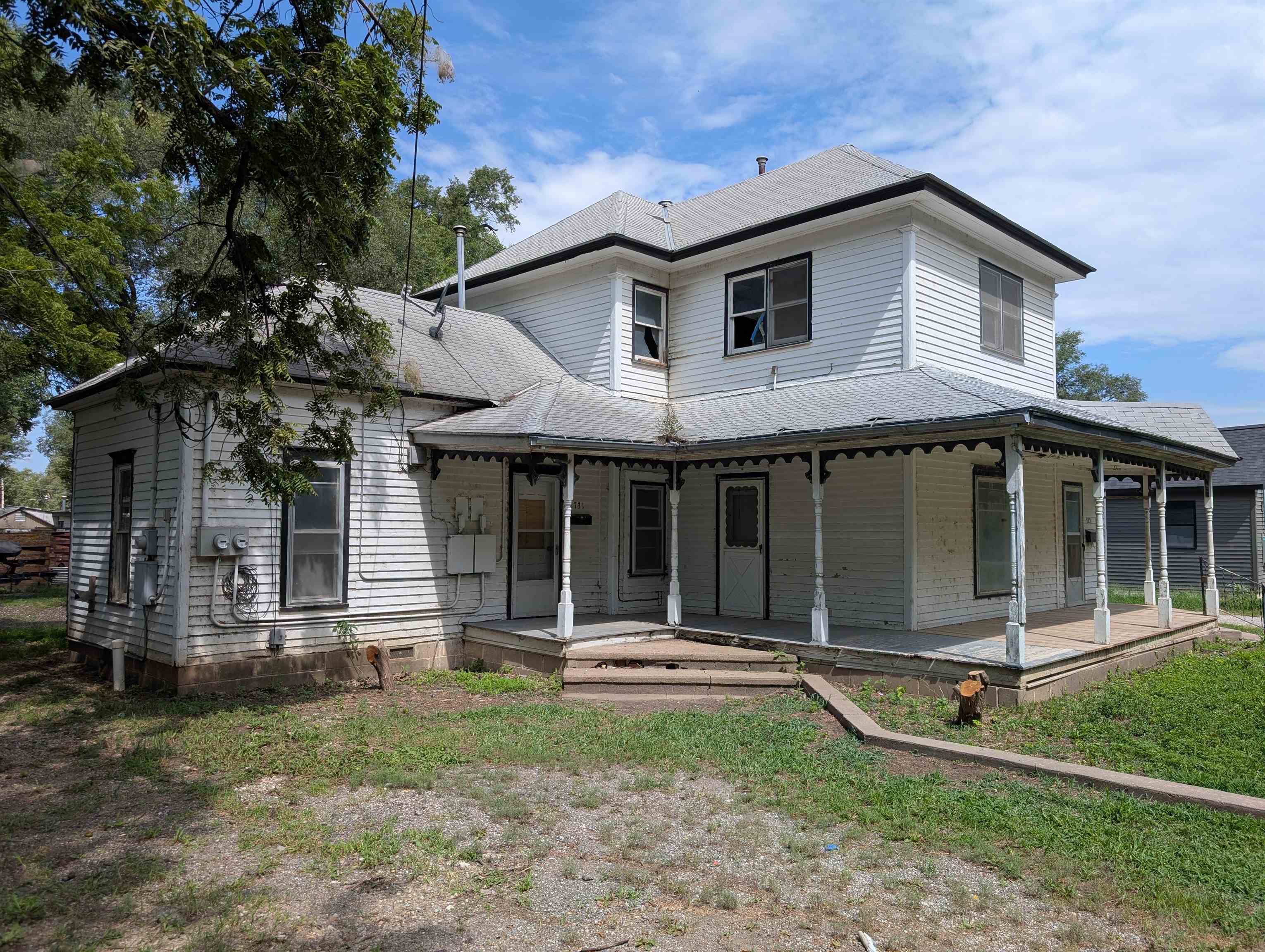 731 Bluff Property Photo 16