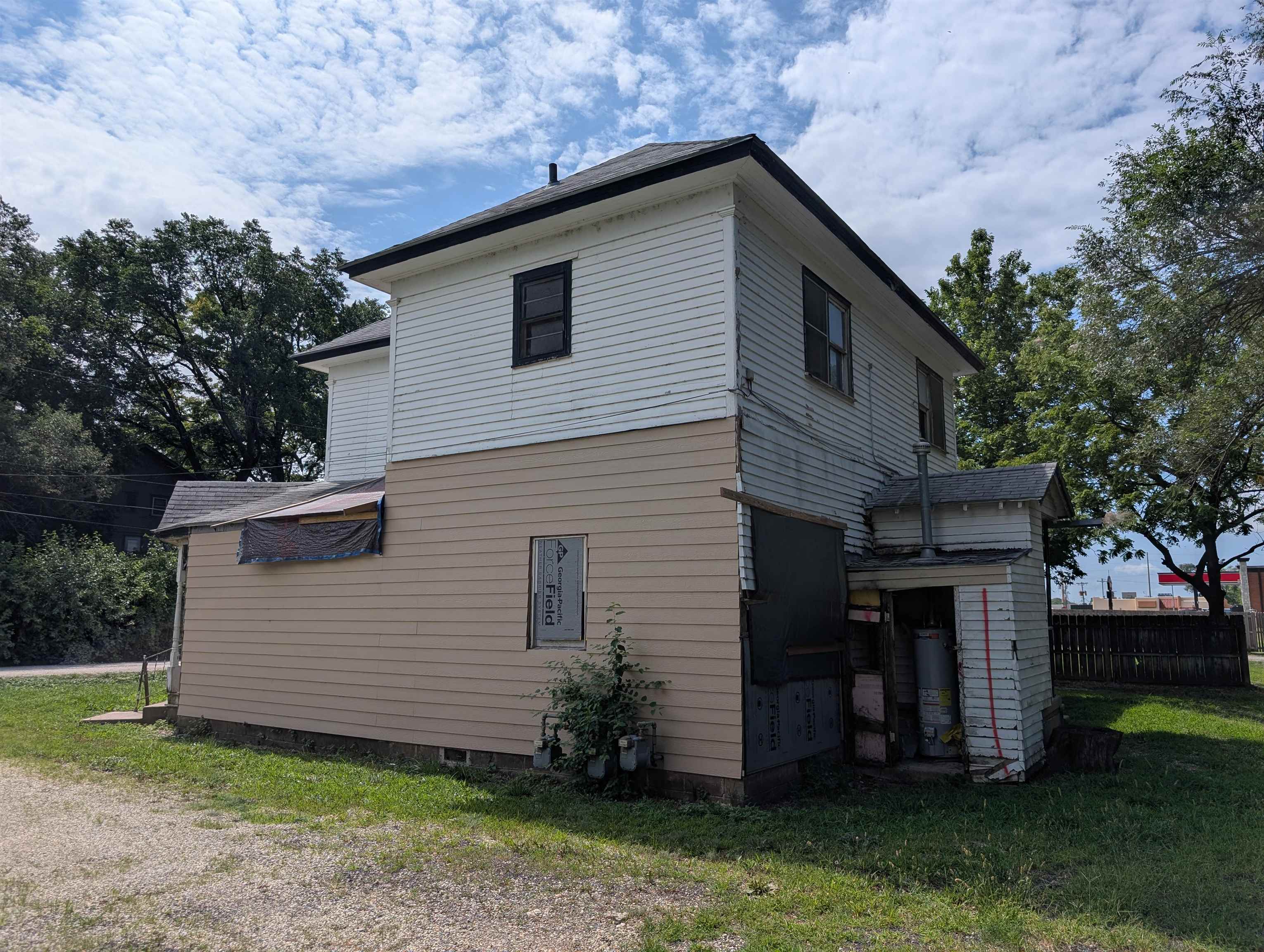 731 Bluff Property Photo 17