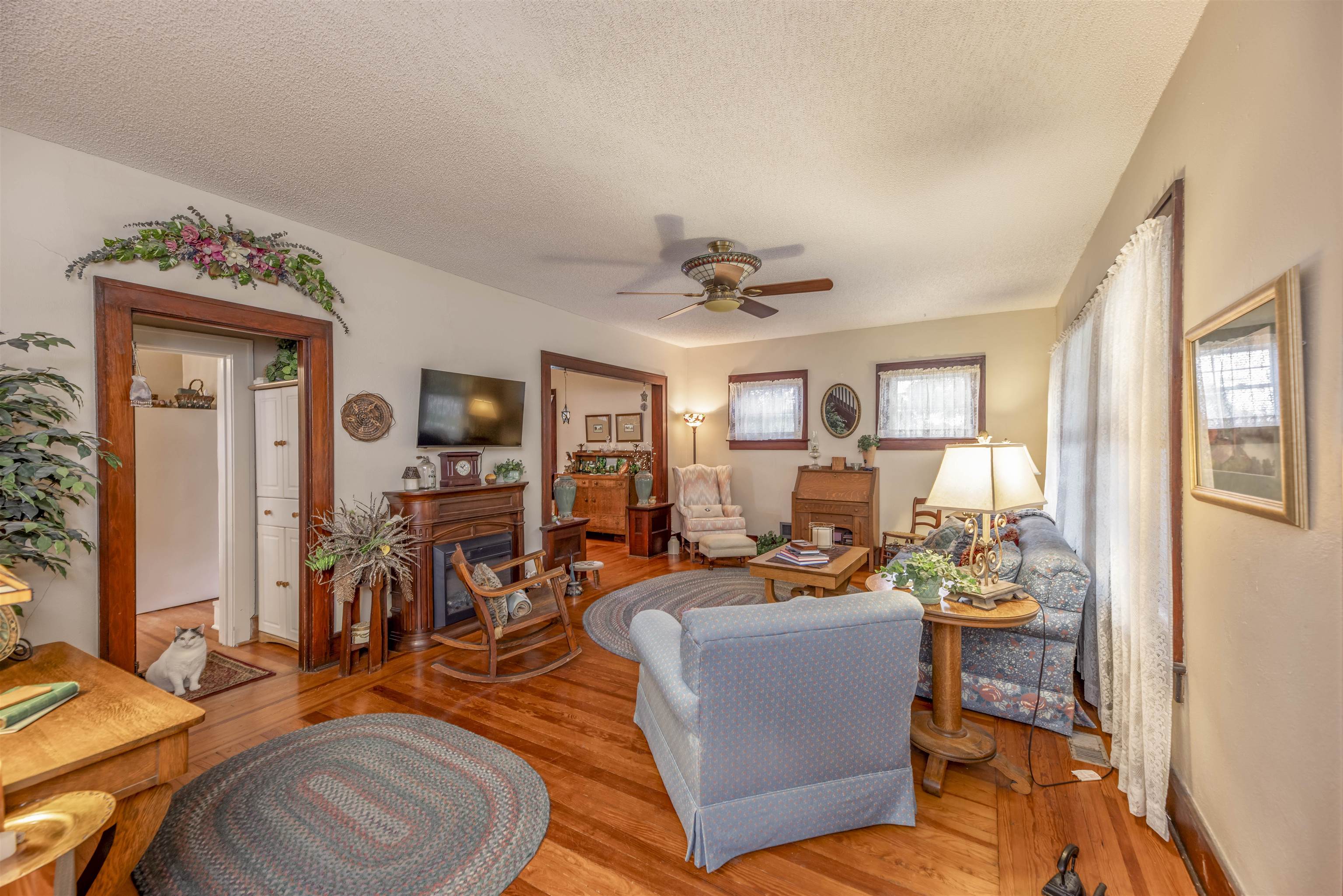 504 N Plum Property Photo 3