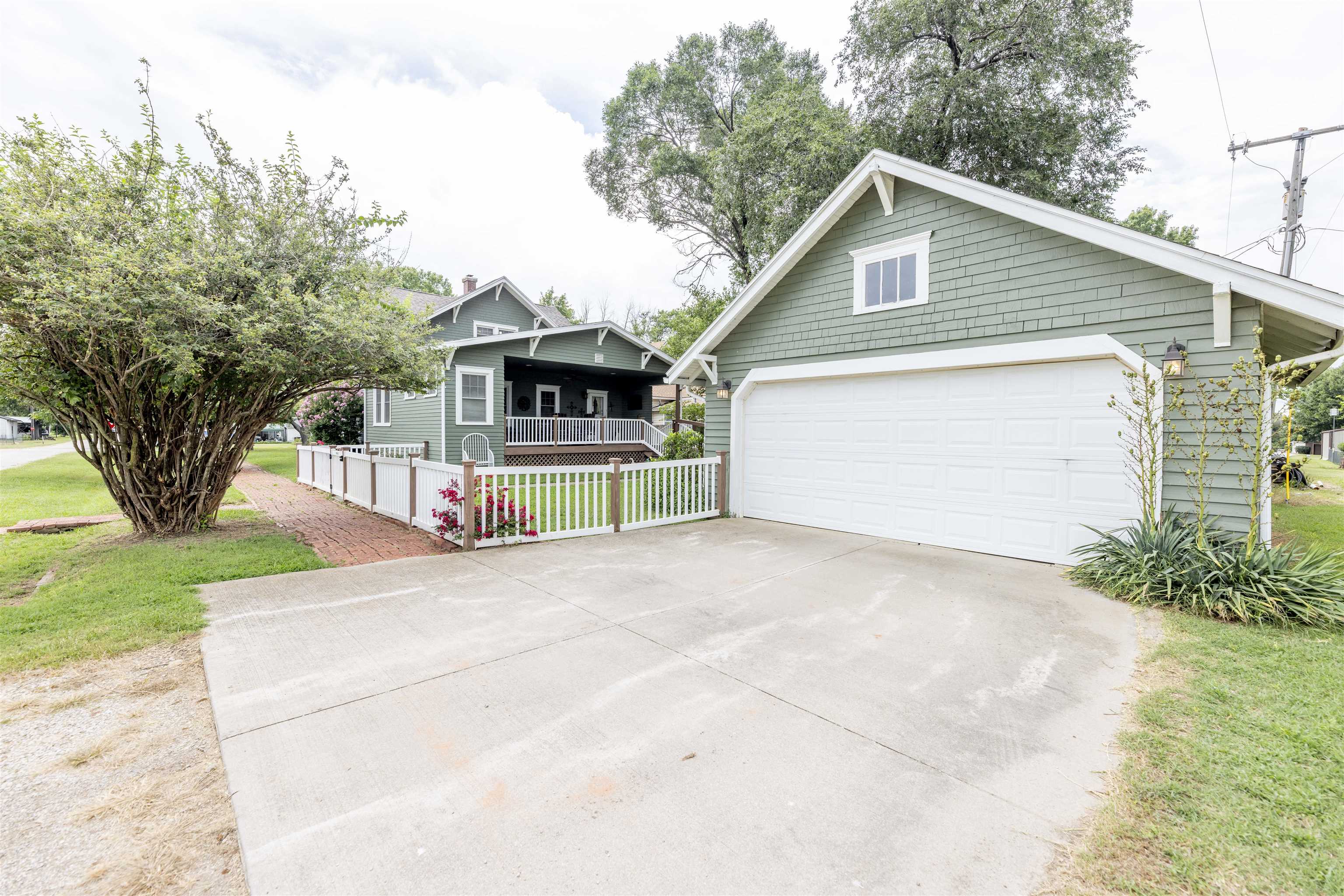 504 N Plum Property Photo 27