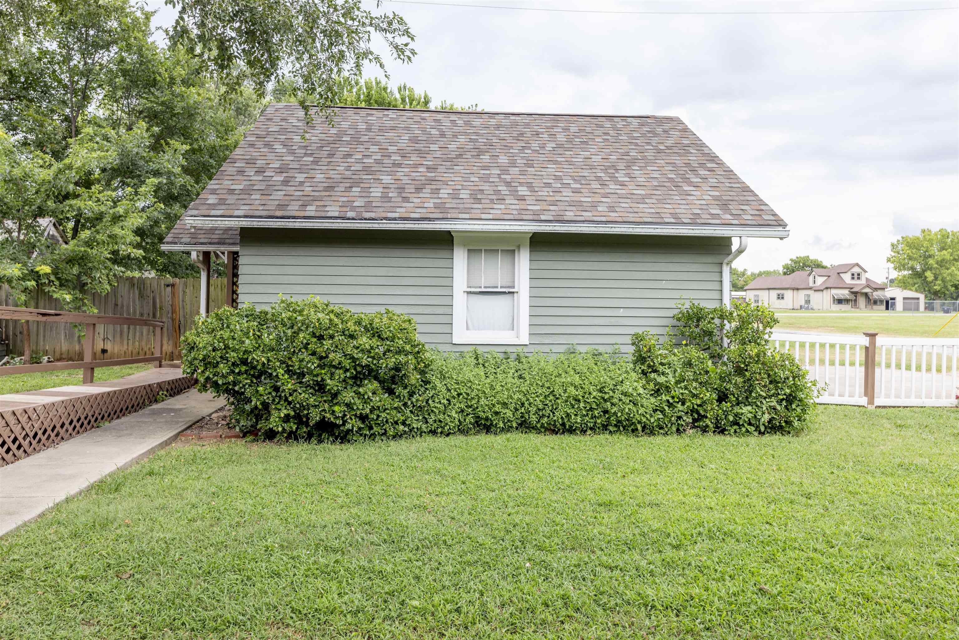 504 N Plum Property Photo 28