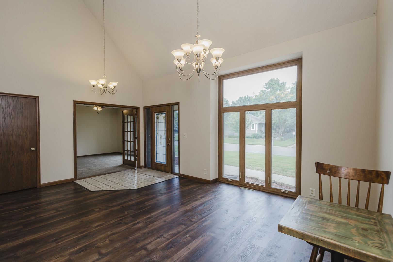 1212 N Coachhouse Rd Property Photo 6