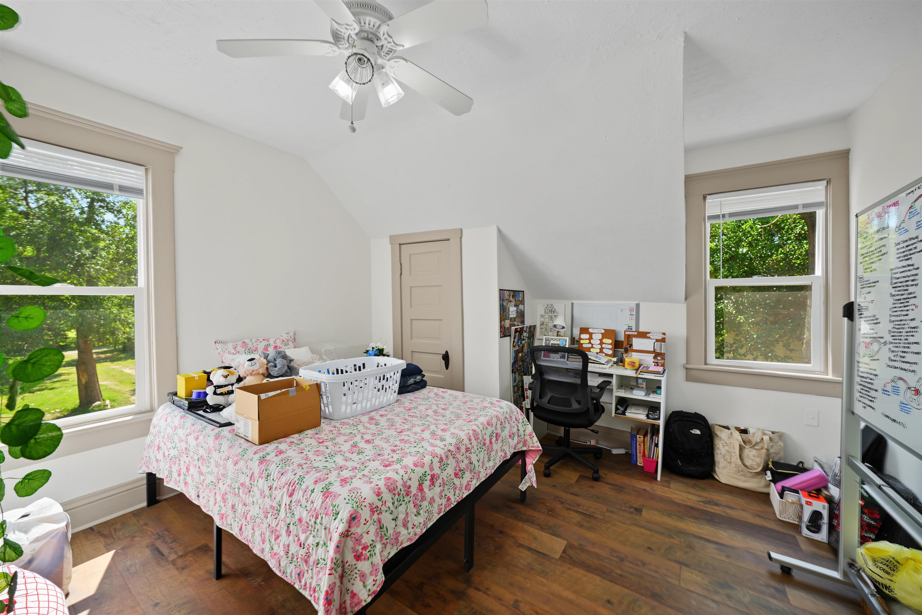 912 N Main St. Property Photo 21