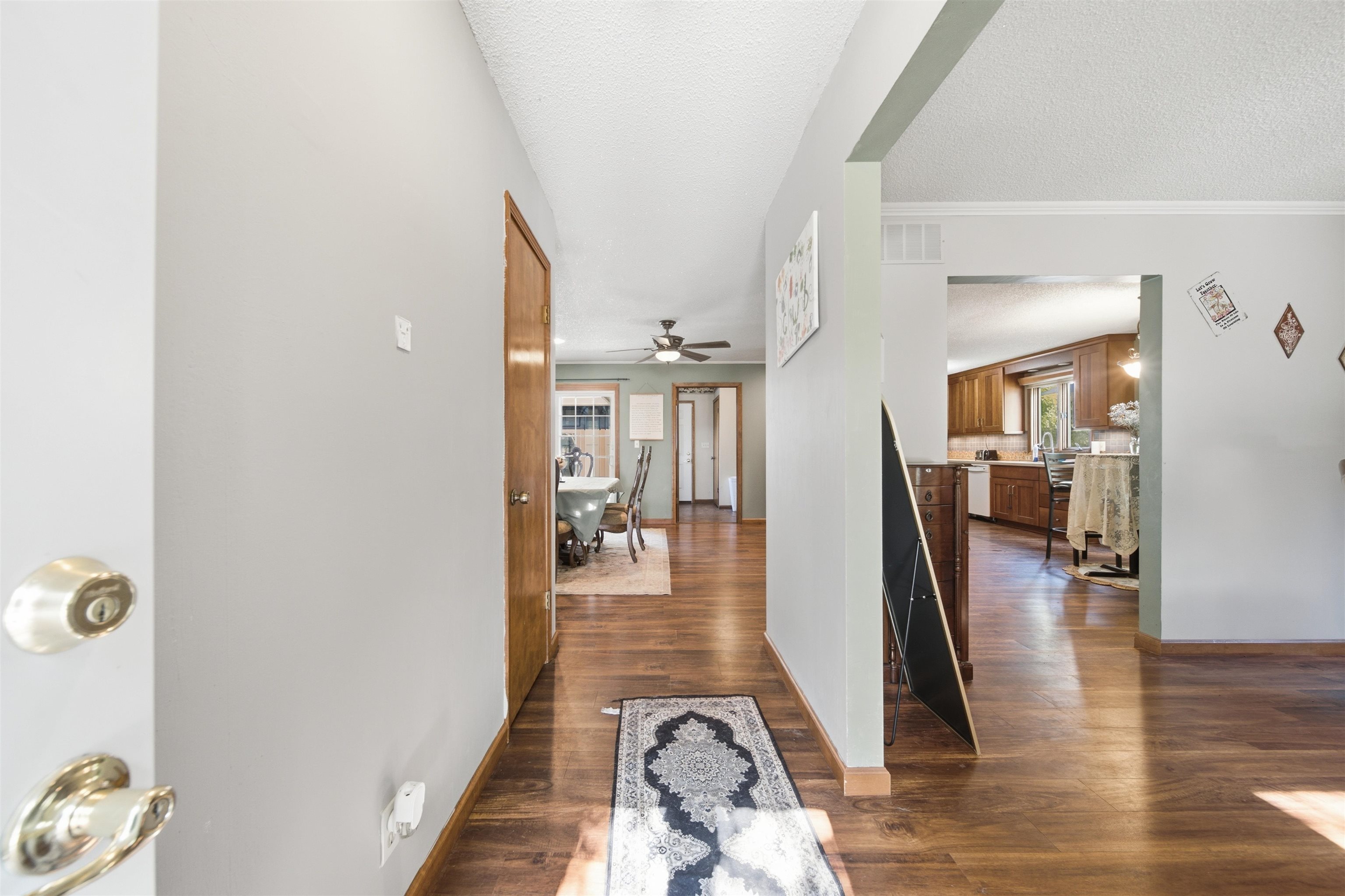 1527 Westborough Property Photo 4