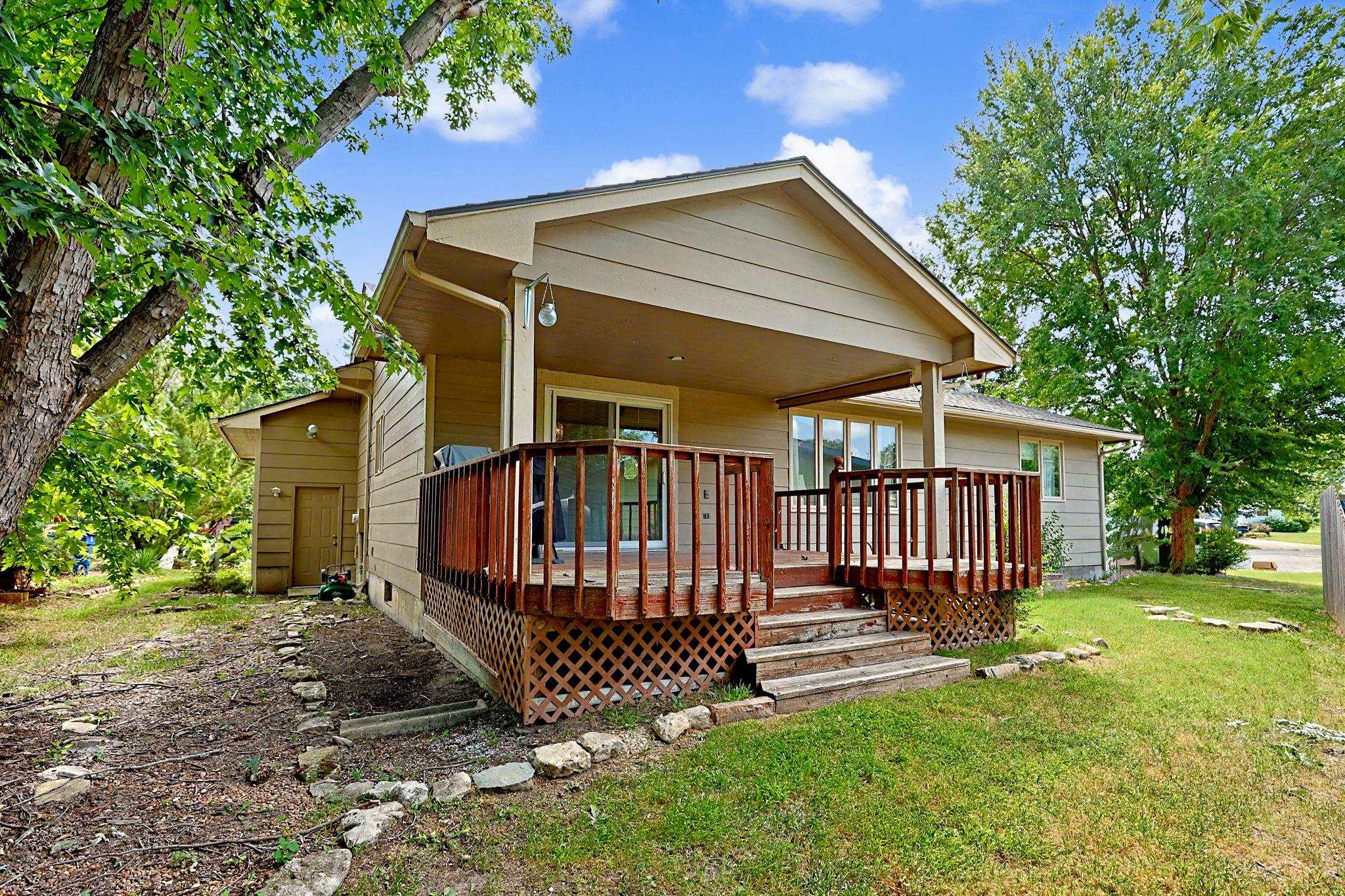 405 Sherman Dr Property Photo 33