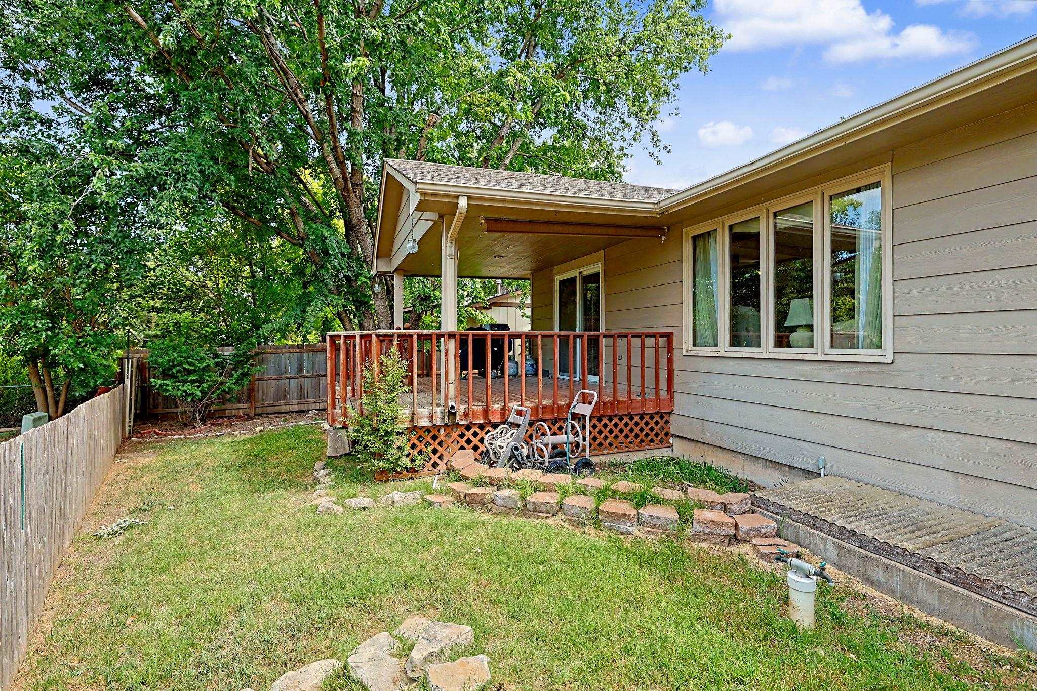 405 Sherman Dr Property Photo 34