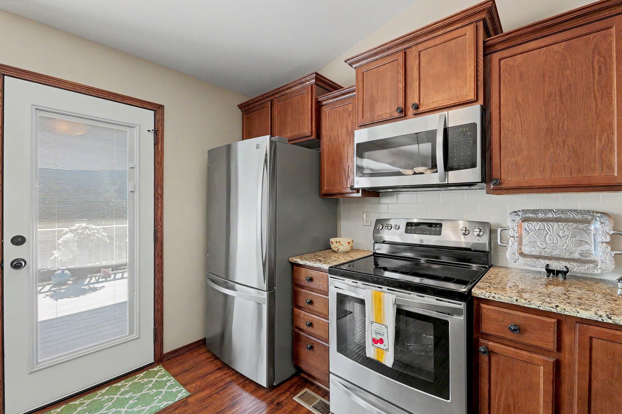 2906 N Emerson St Property Photo 11