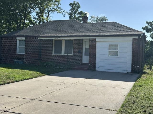 1635 N Bluff Property Photo 1