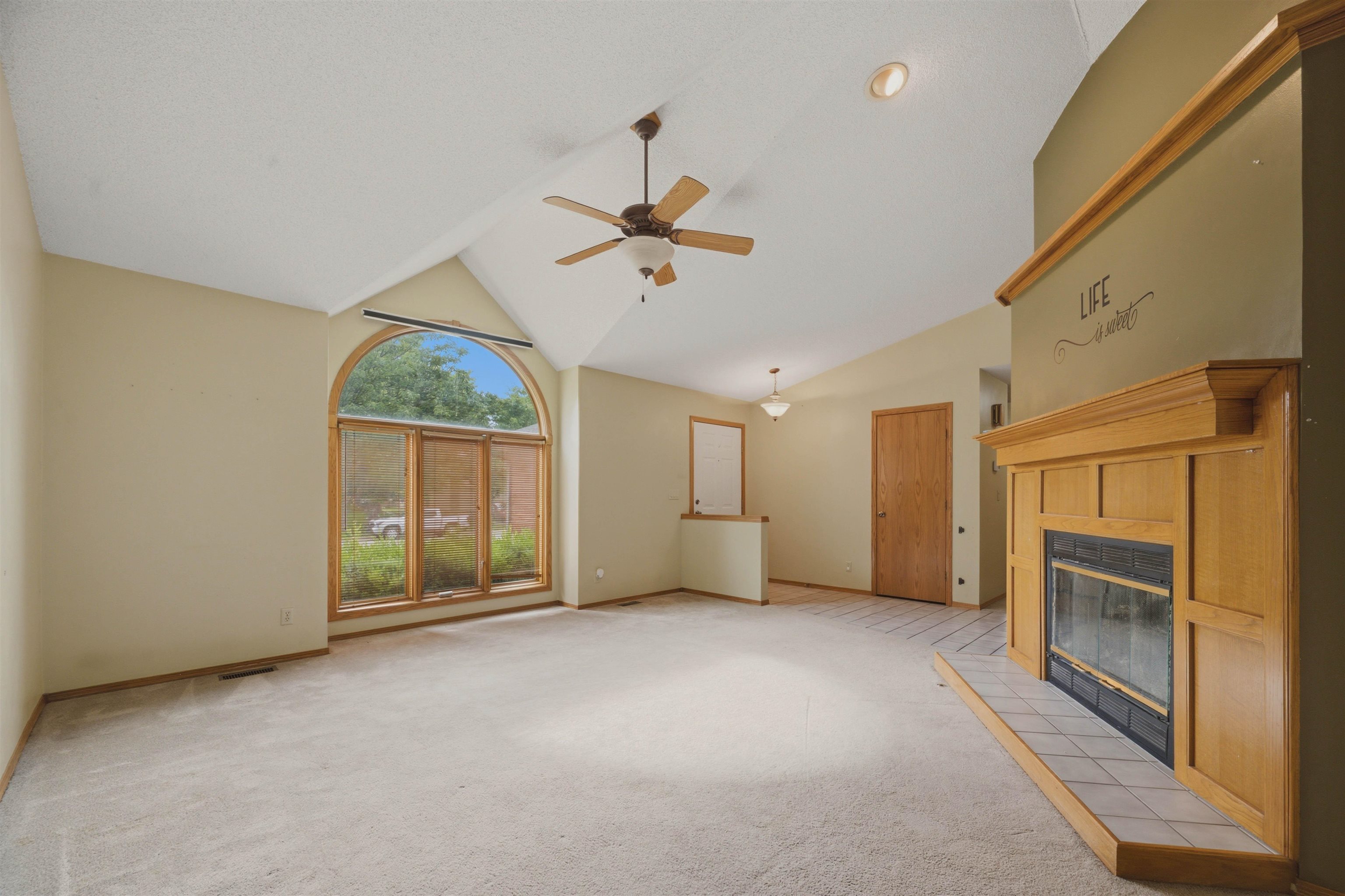 7040 E 35th Cir N Property Photo 5