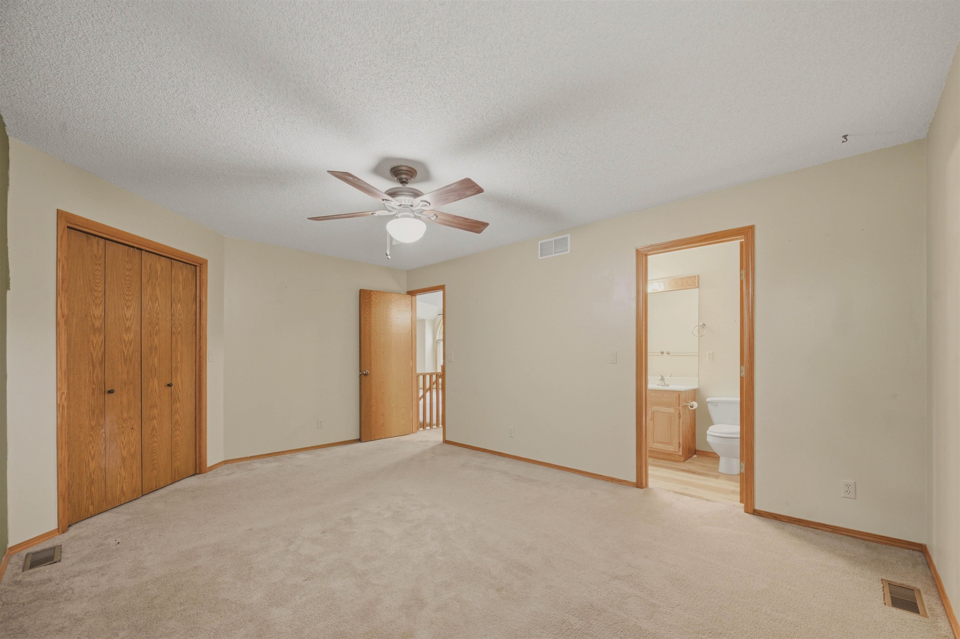 7040 E 35th Cir N Property Photo 17