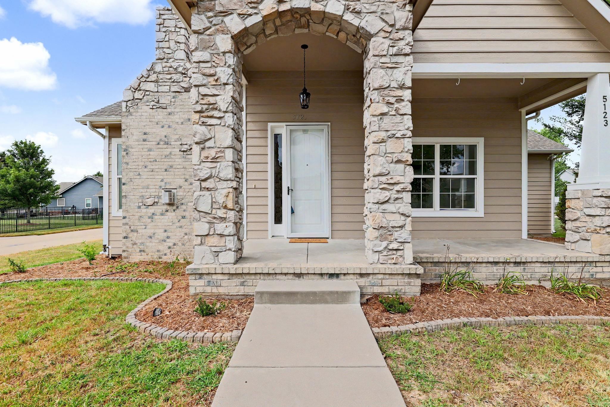 5123 N Hampton Property Photo 27