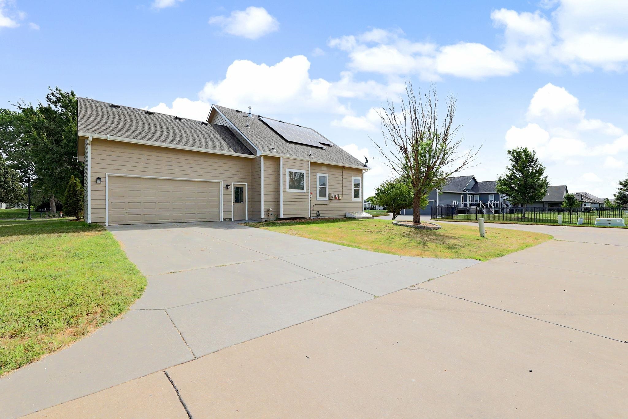 5123 N Hampton Property Photo 28