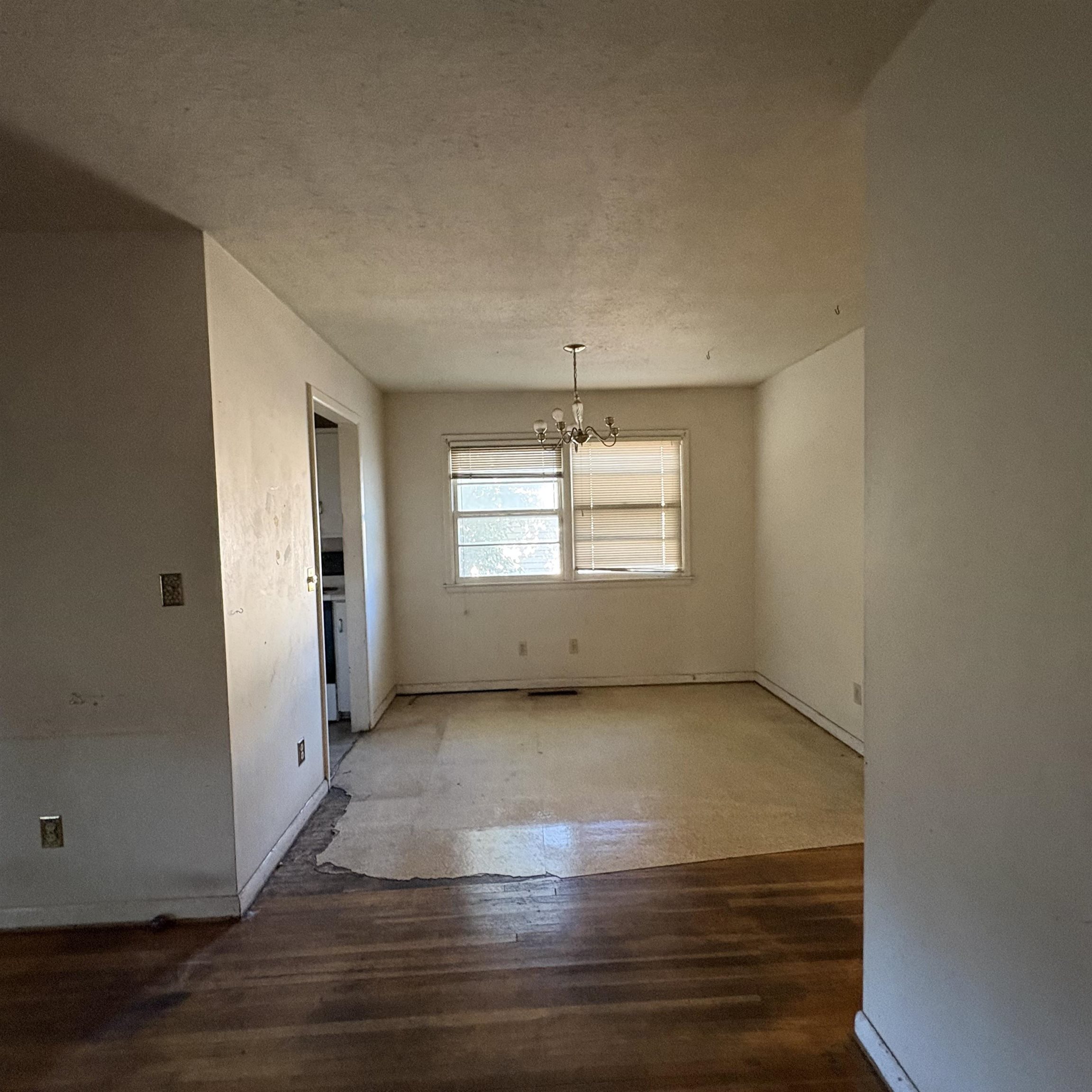1110 W Marlboro Property Photo 13