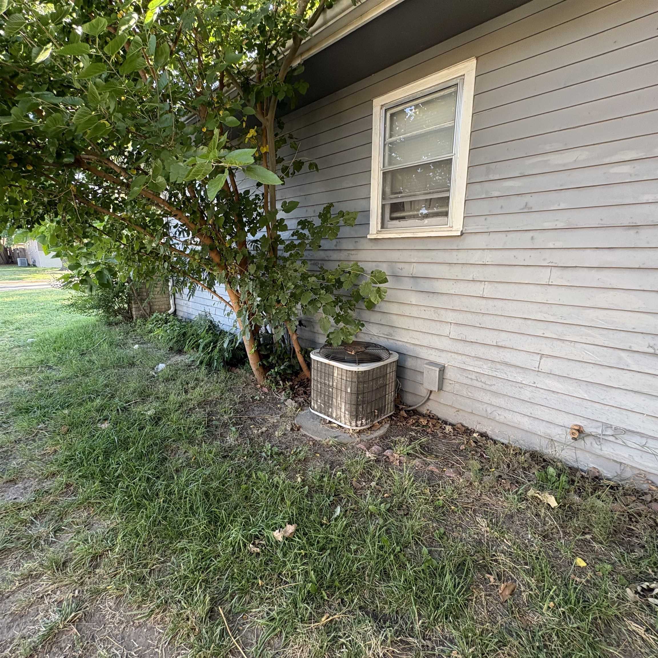 1110 W Marlboro Property Photo 22