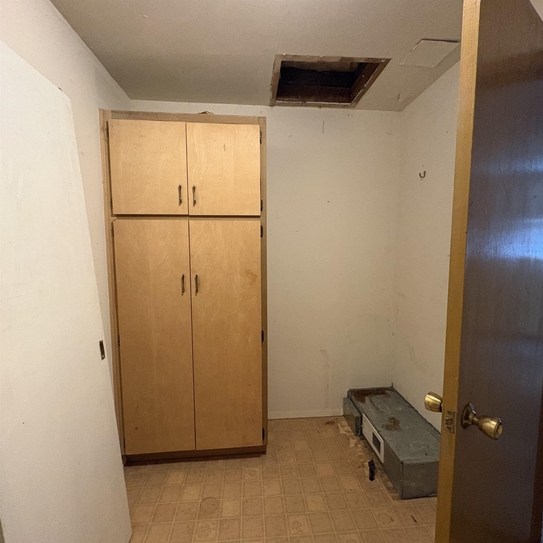 1110 W Marlboro Property Photo 23