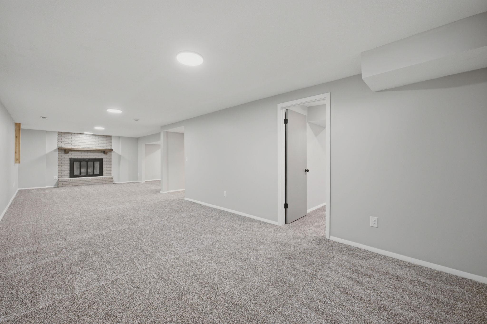 1102 N West St Property Photo 17
