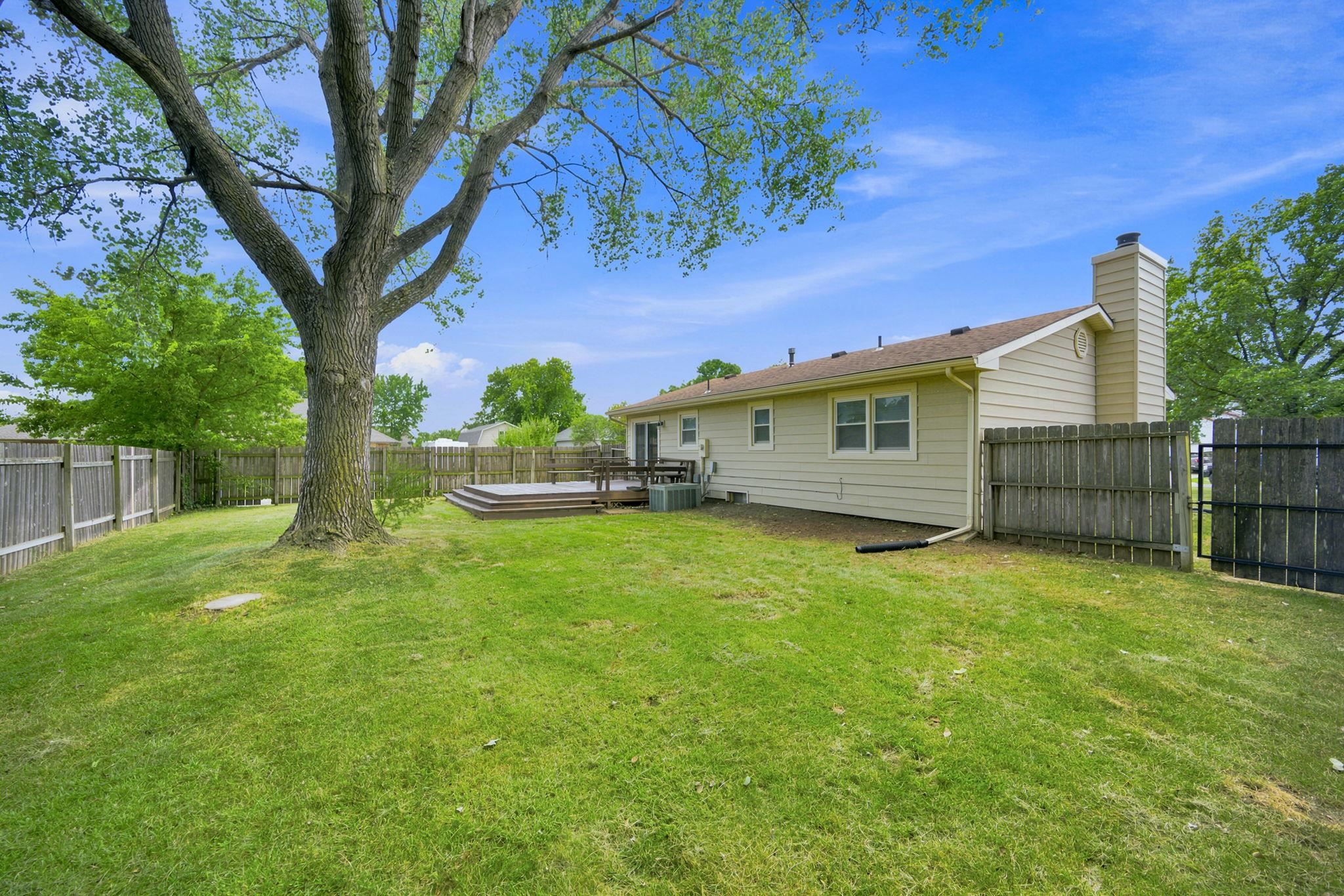 1102 N West St Property Photo 28