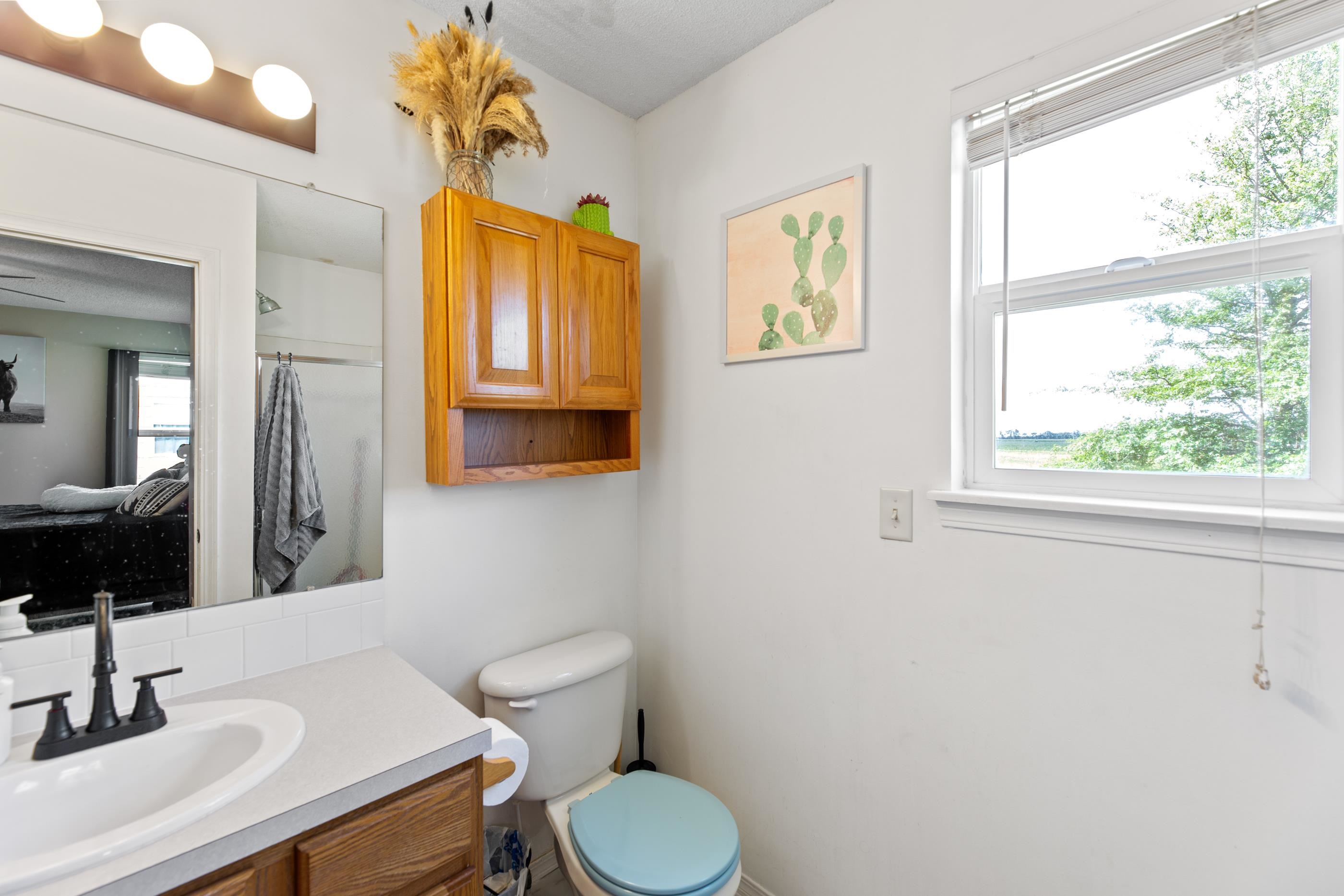 605 Clover Ln. Property Photo 17