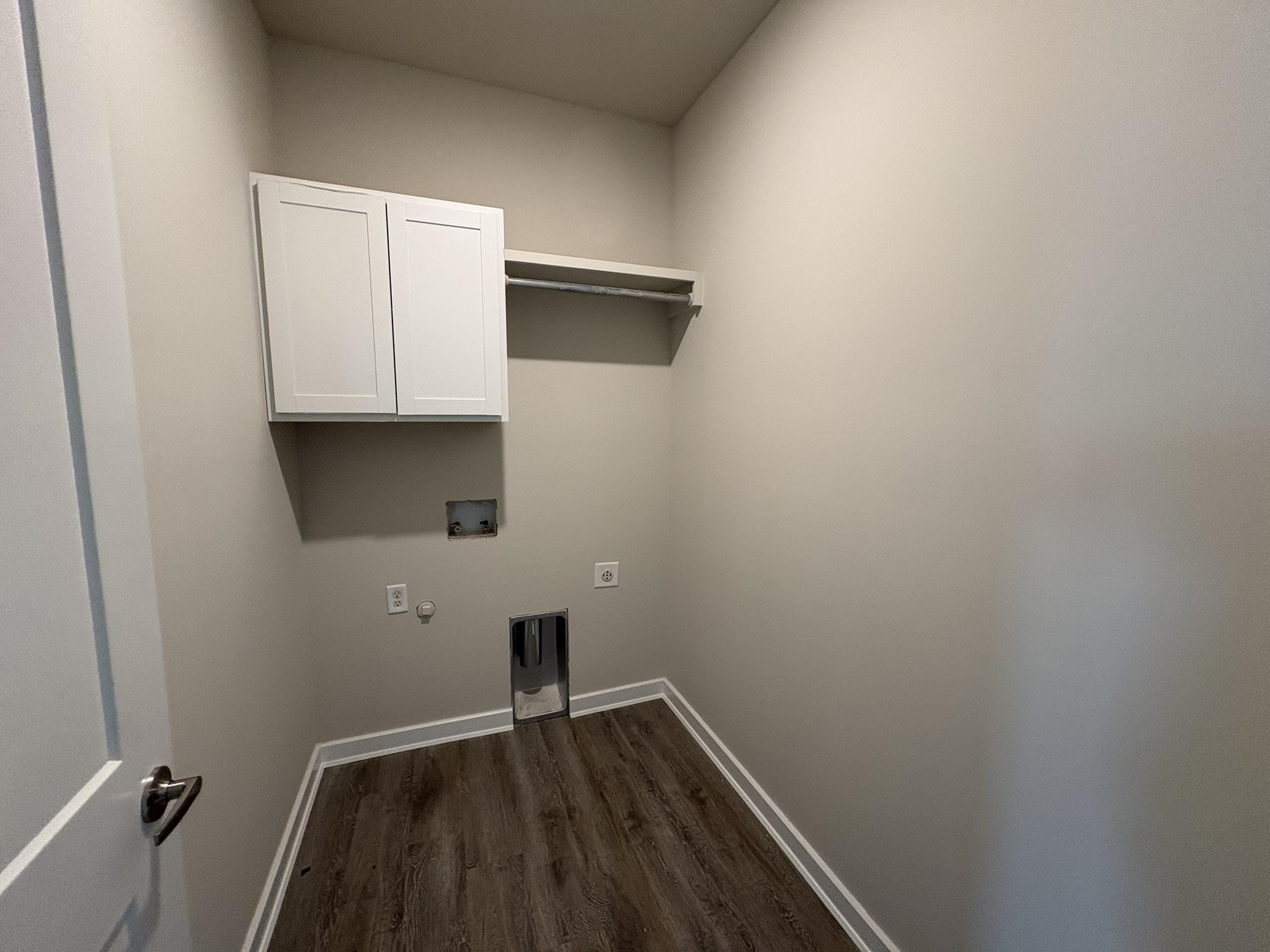 5651 Plumthicket St Property Photo 15