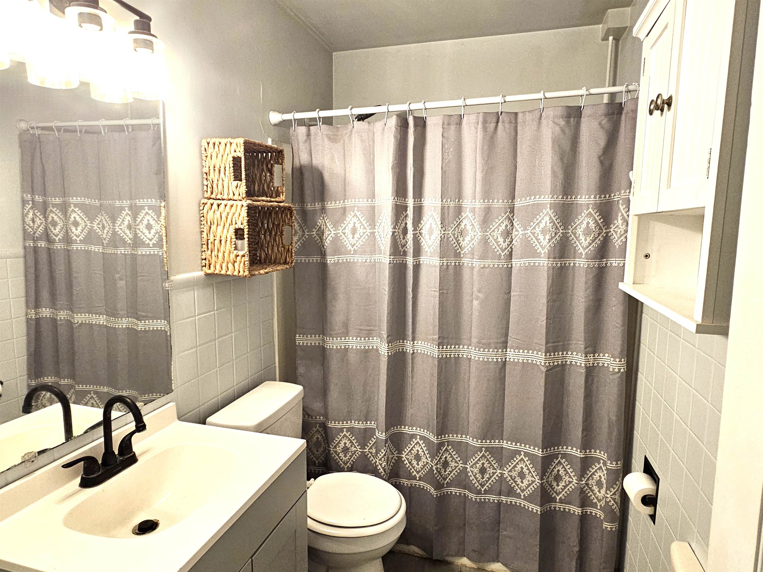 320 Mccabe St Property Photo 17