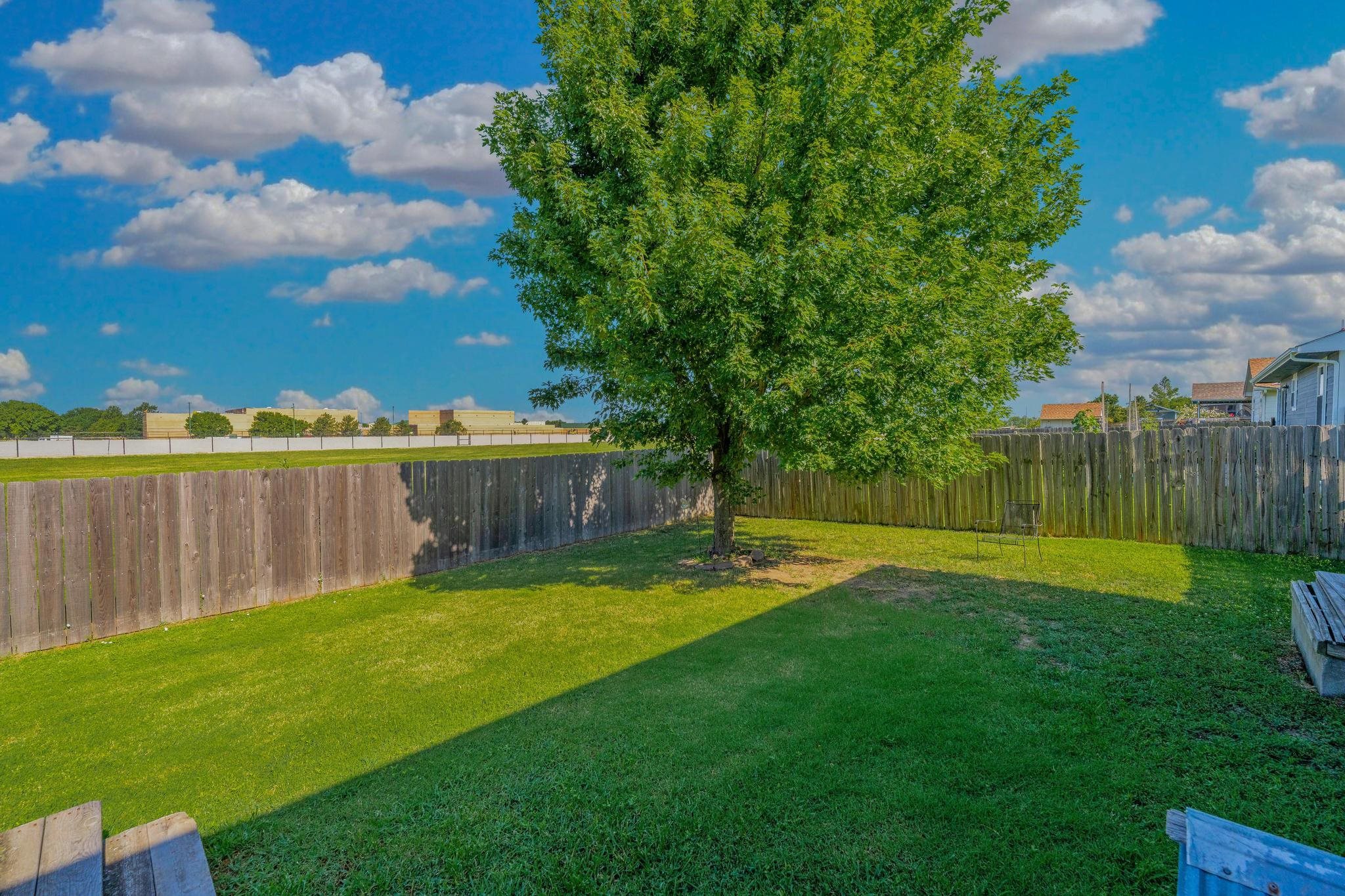 1815 N Country Walk Property Photo 28