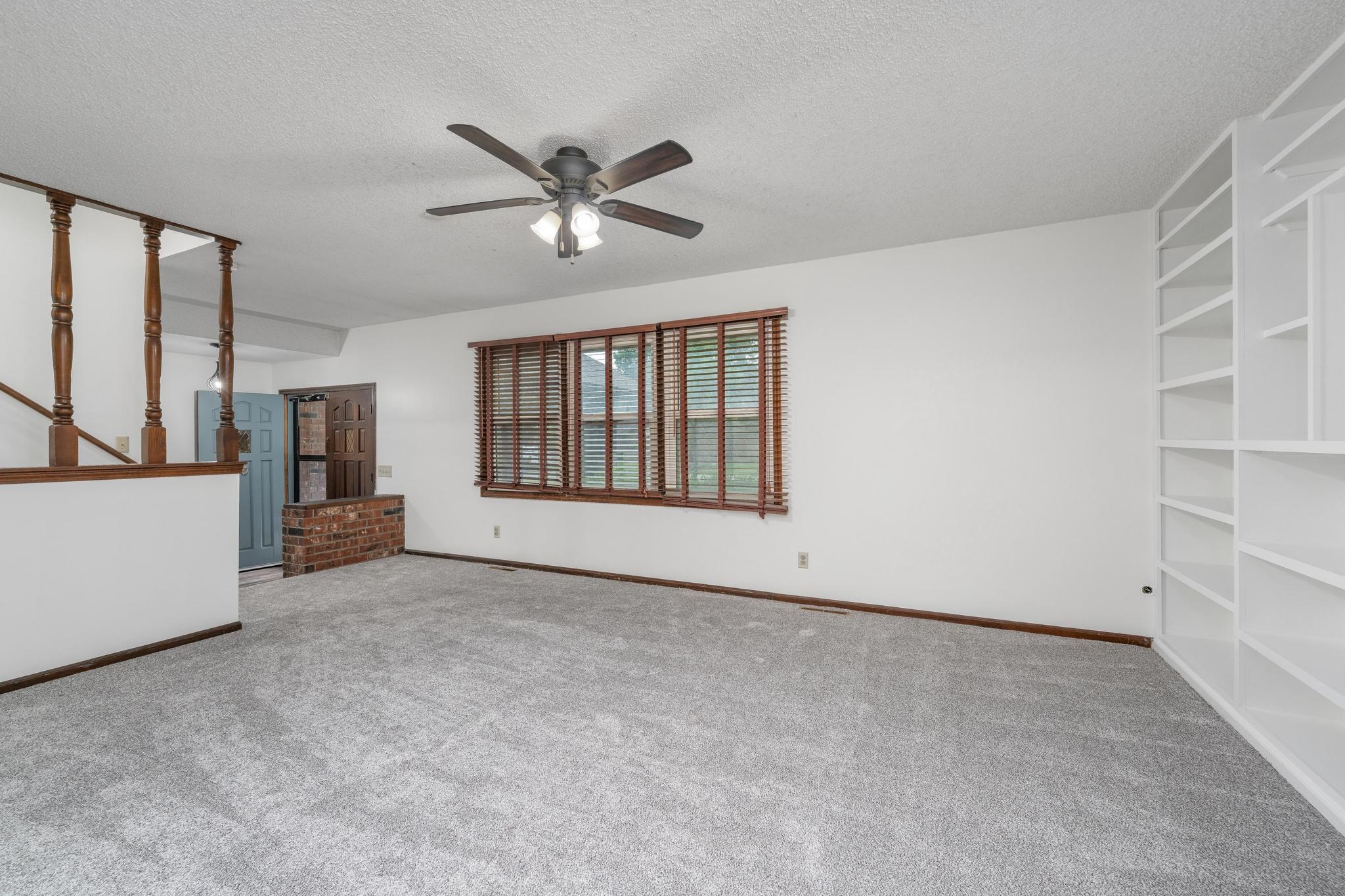 351 S Shefford Property Photo 5