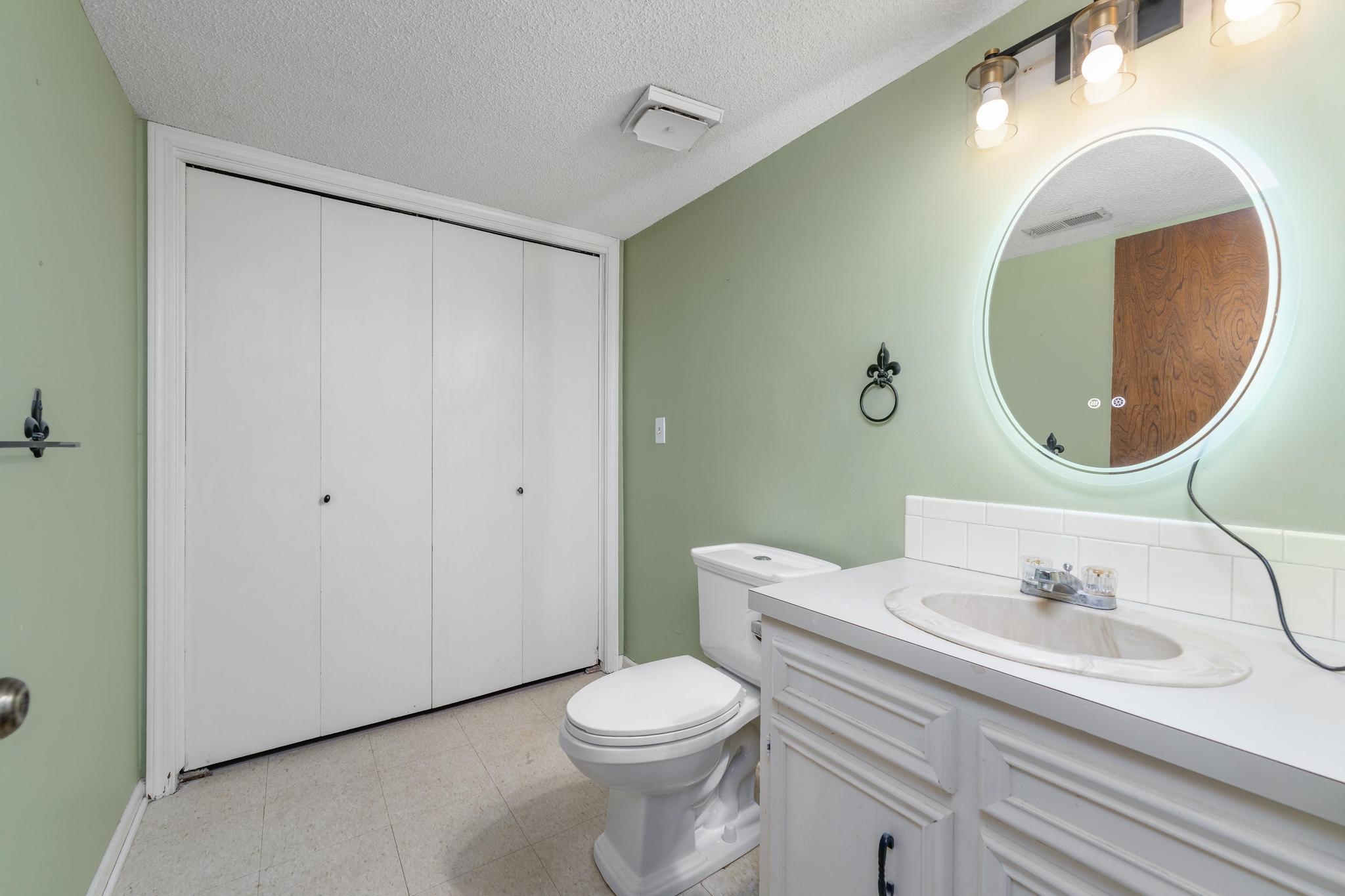 351 S Shefford Property Photo 19