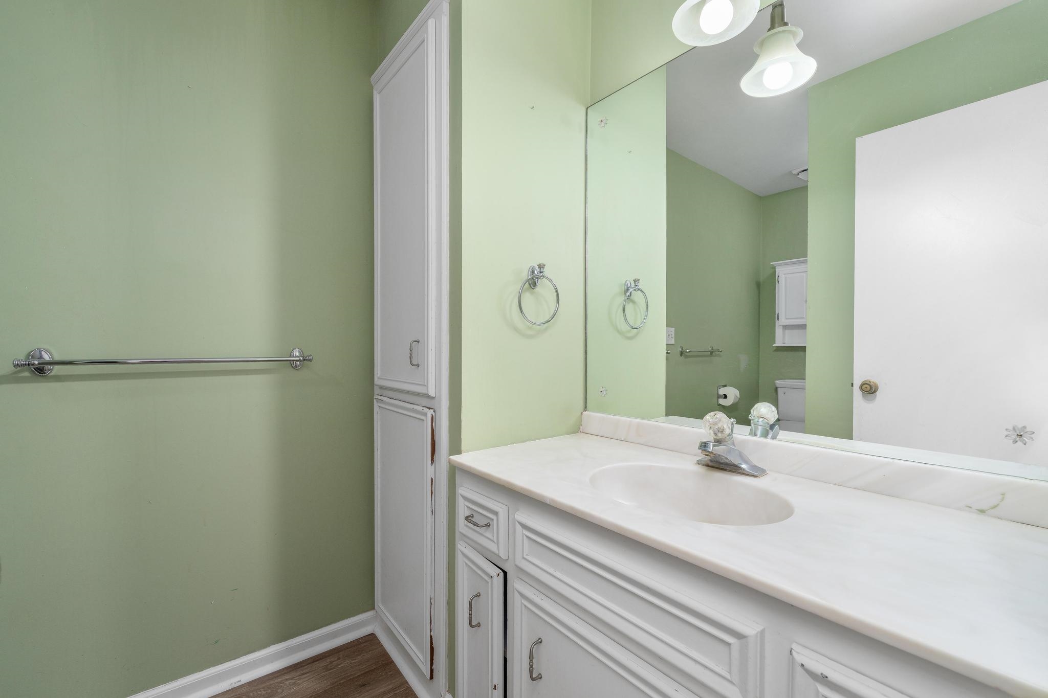 351 S Shefford Property Photo 24