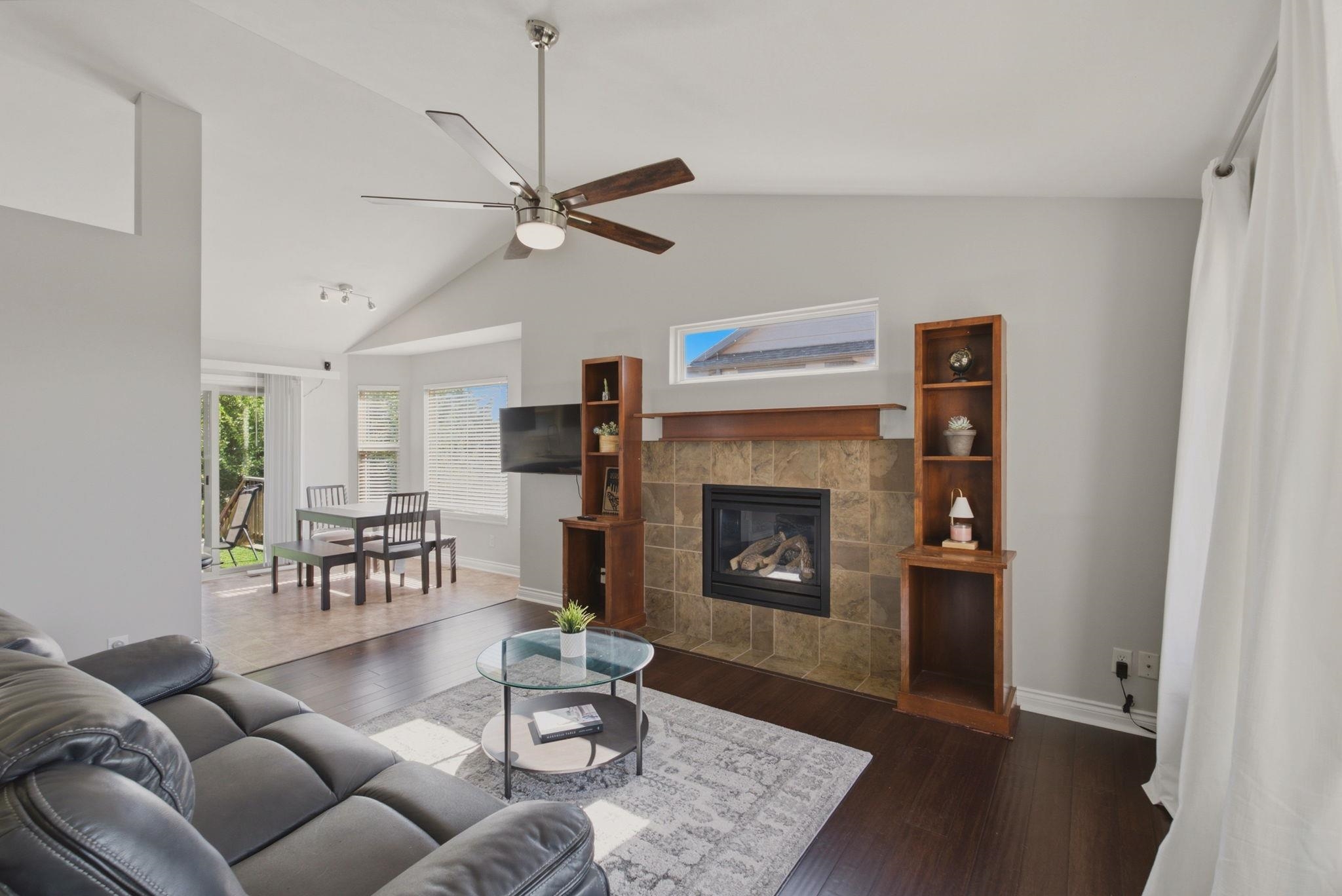 10614 E Zimmerly St Property Photo 3