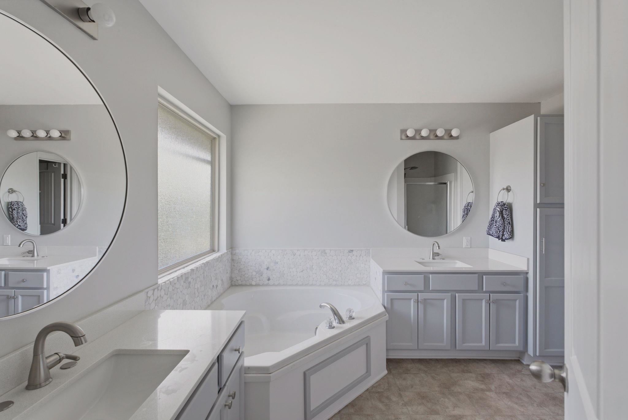 10614 E Zimmerly St Property Photo 15