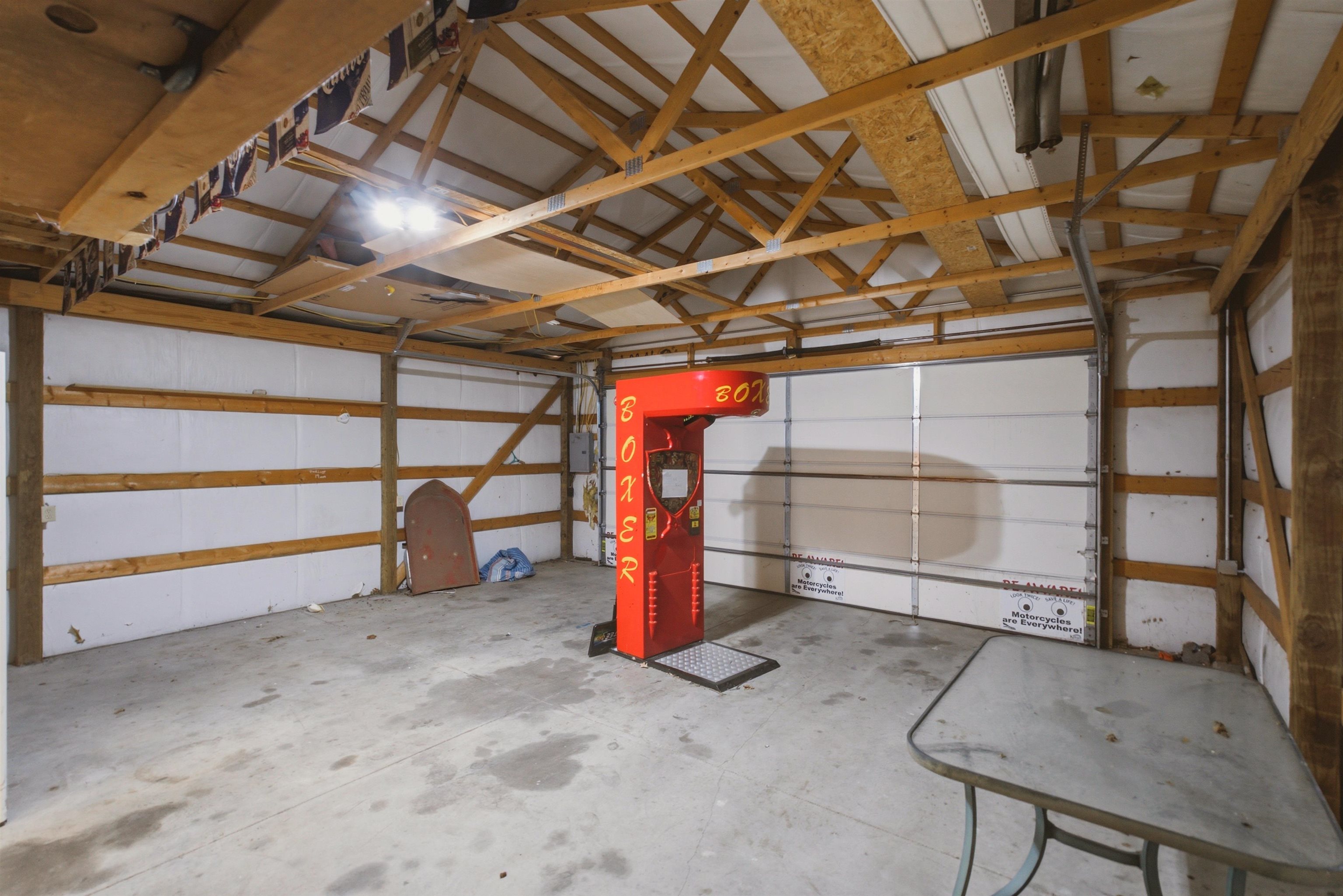 321 S 1st St Property Photo 34